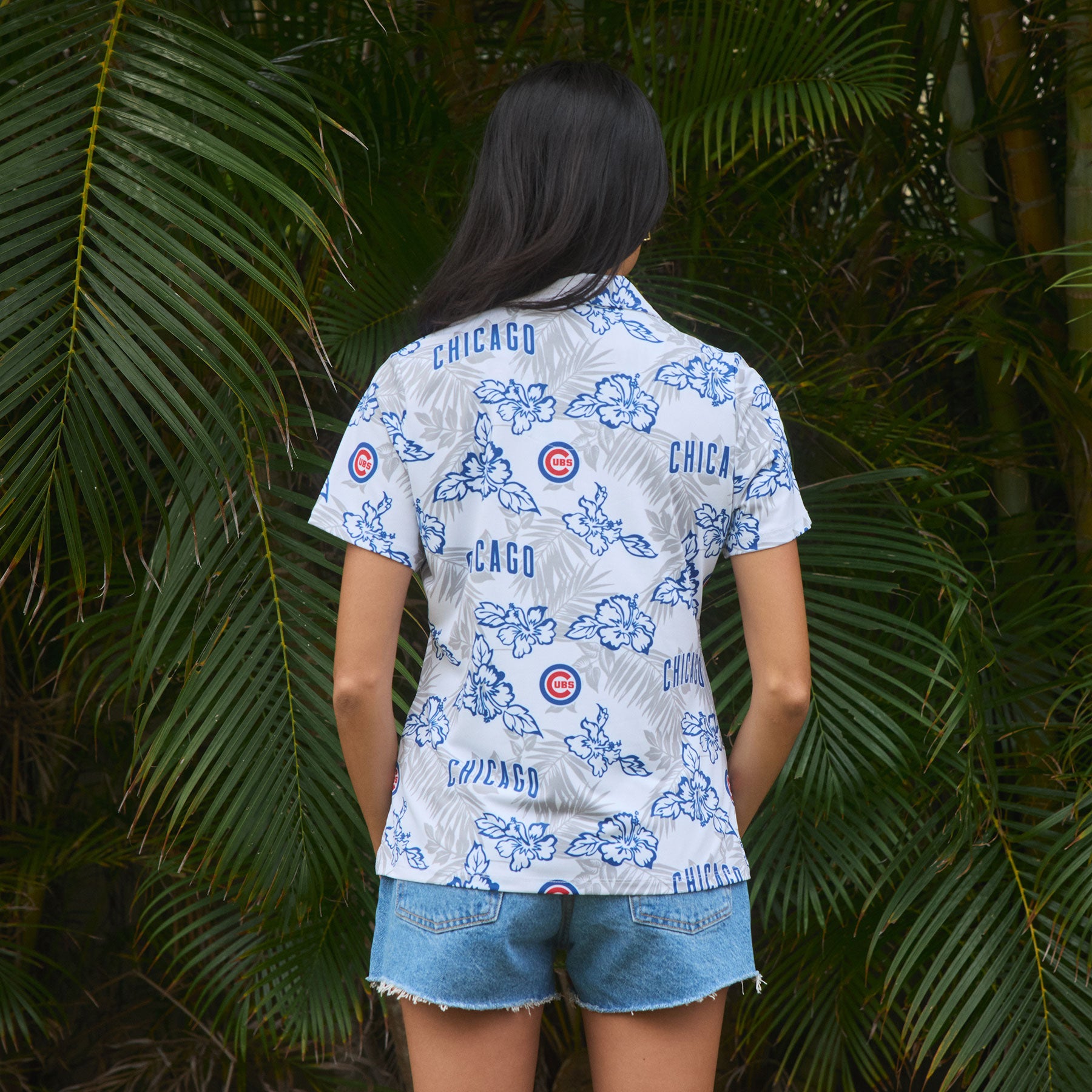 Reyn Spooner WOMEN'S CHICAGO CUBS PUA PERFORMANCE POLO in WHITE