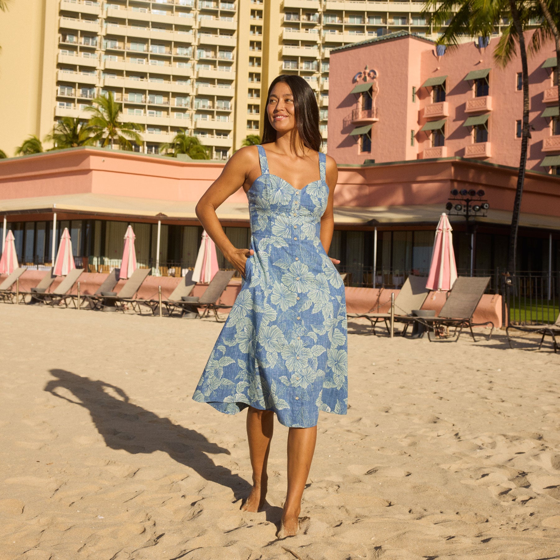 Reyn Spooner ALOHA BISCUS EMELINE DRESS in BLUE HORIZON