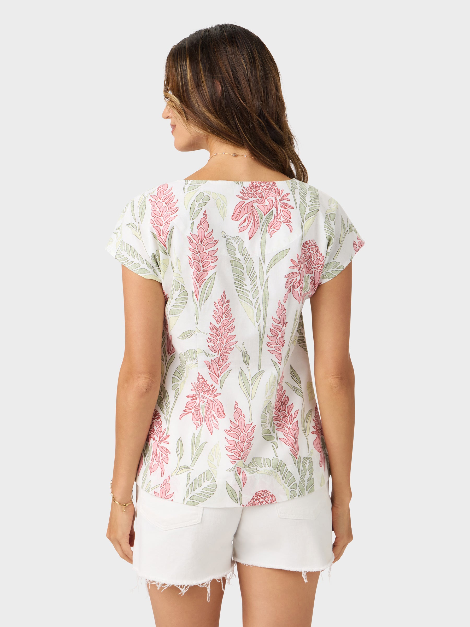 Reyn Spooner GINGER BURST PIPER TOP in WHITE