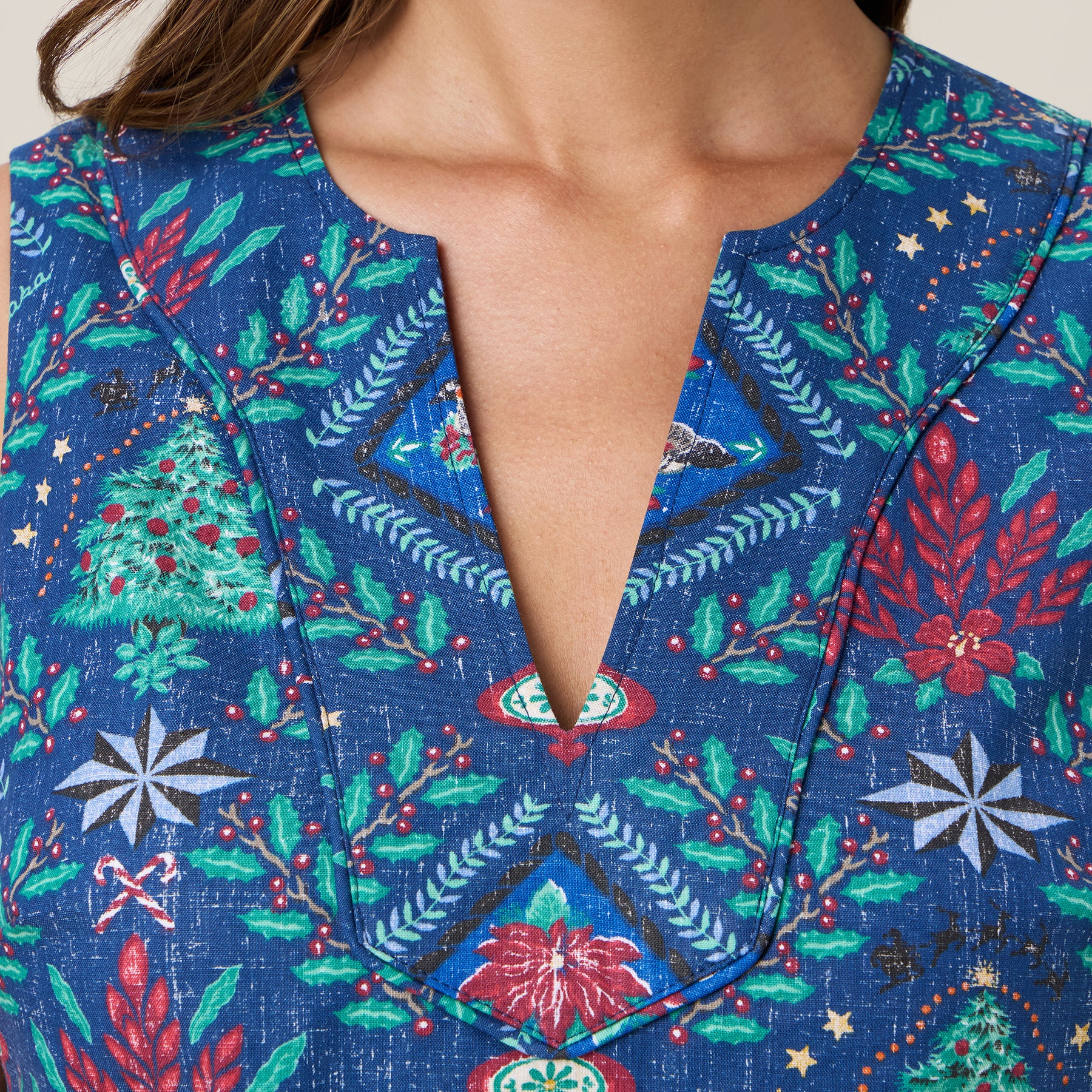 Reyn Spooner HAWAIIAN CHRISTMAS 2025 LYDIA DRESS in NAVY