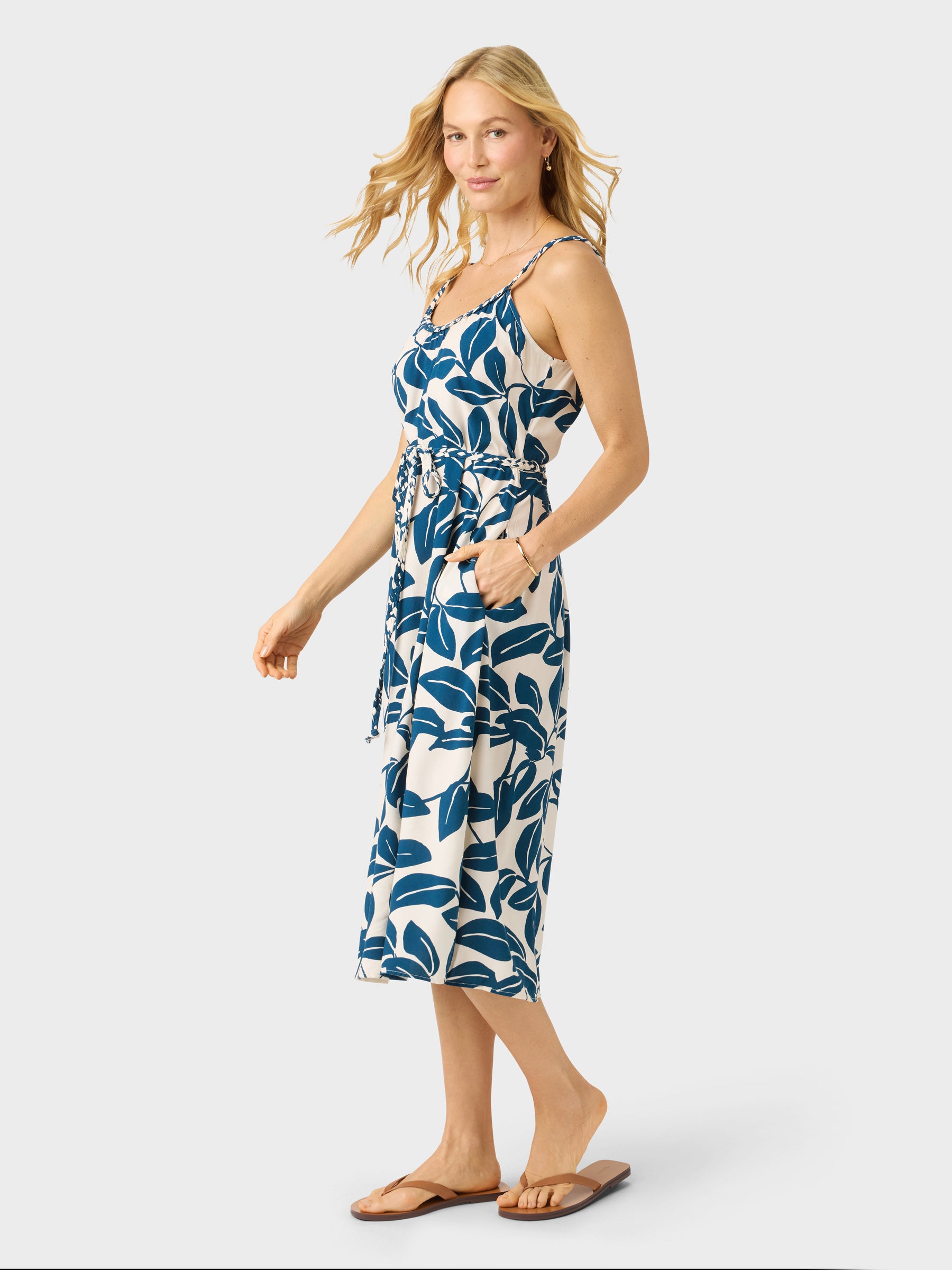 Reyn Spooner LUSH LEAVES BLAIR DRESS in OFF WHITE