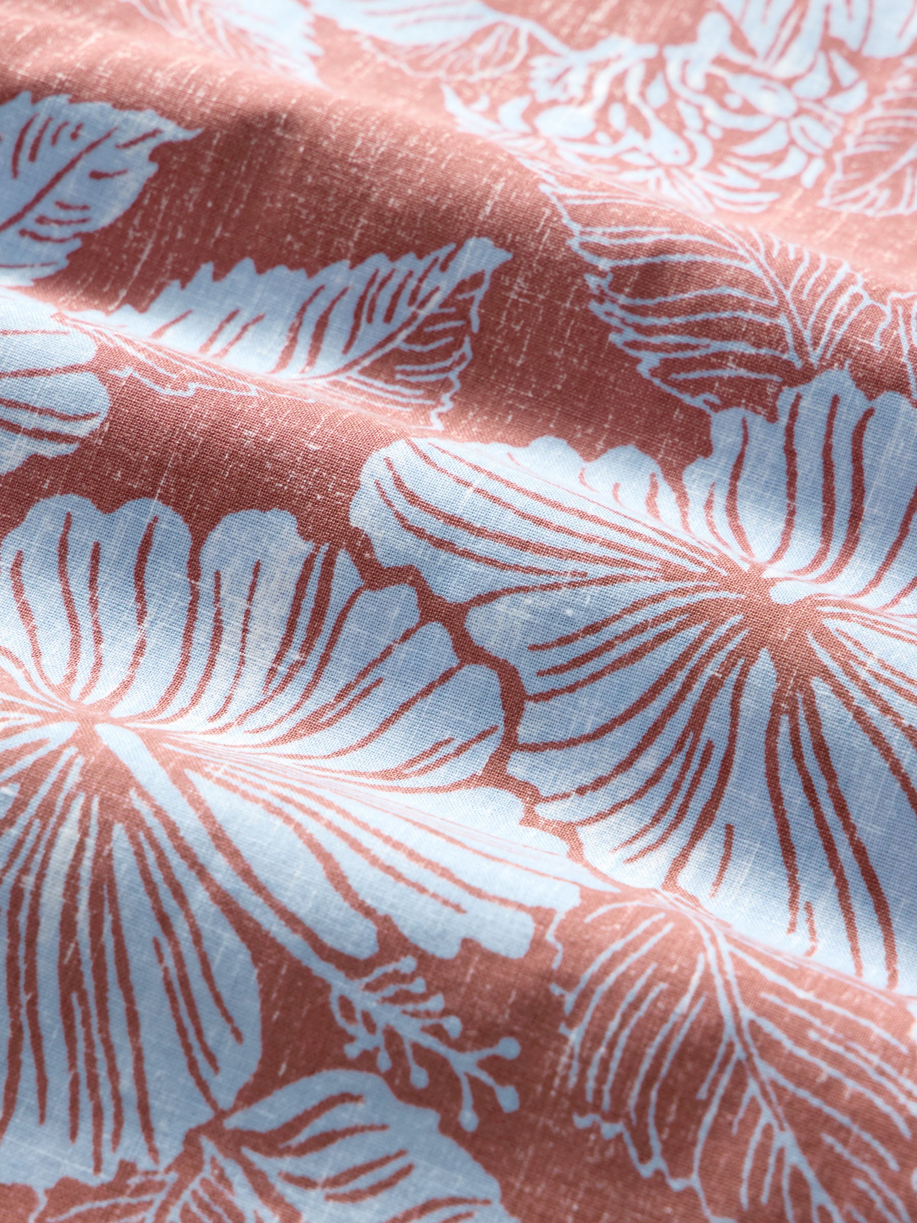 Reyn Spooner ALOHA BISCUS BUTTON FRONT in FADED GINGER