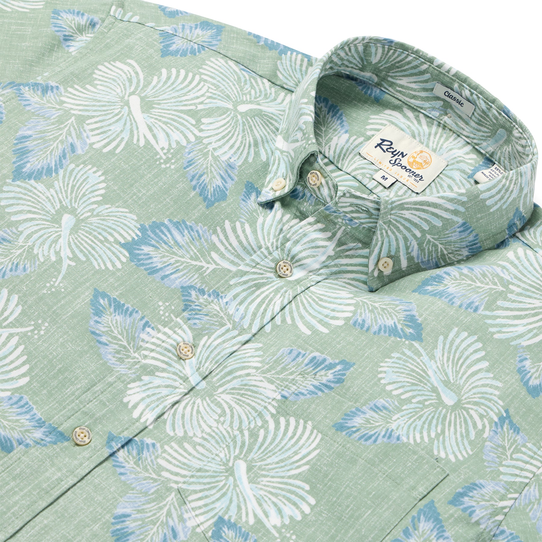 Reyn Spooner HIBISCUS BLOOMS BUTTON FRONT in LEAF