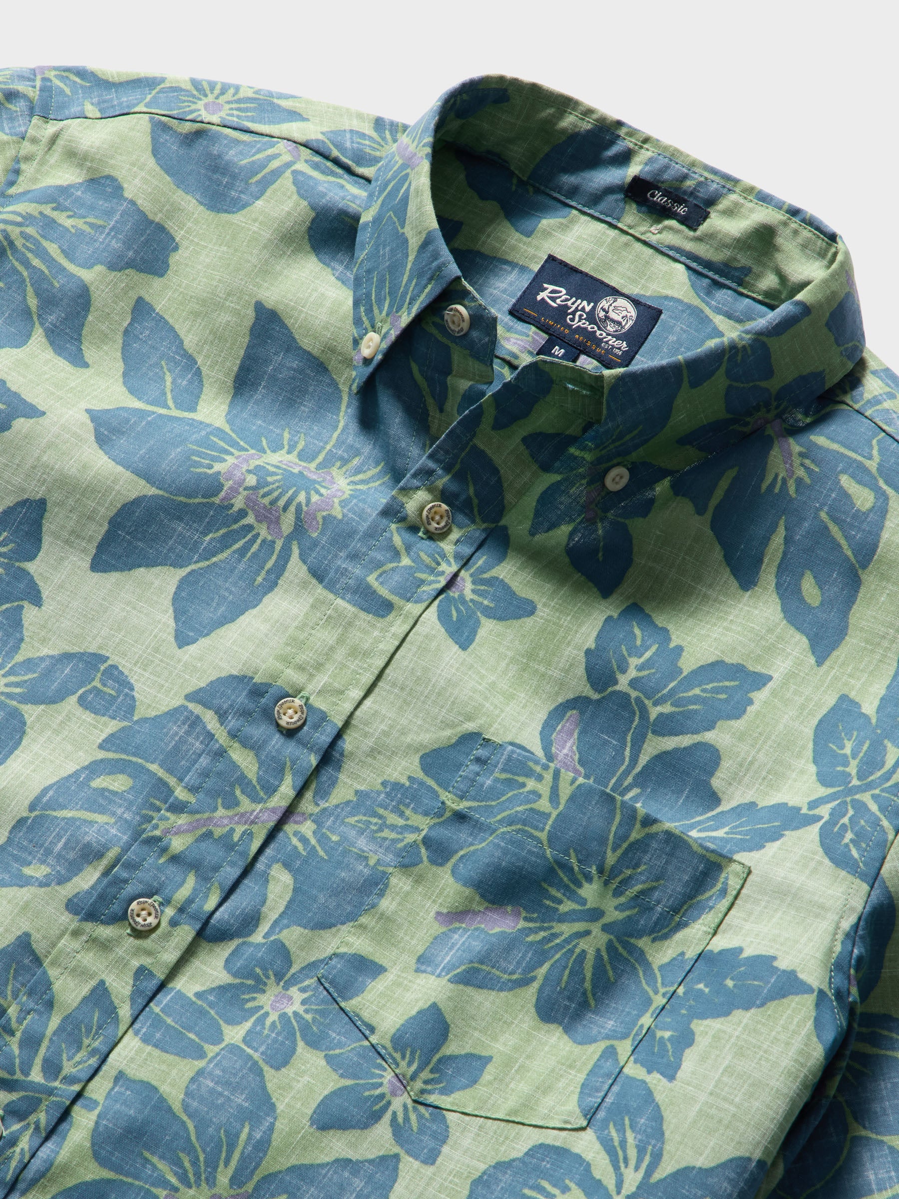 Reyn Spooner COSTA RICA BUTTON FRONT in QUIET GREEN
