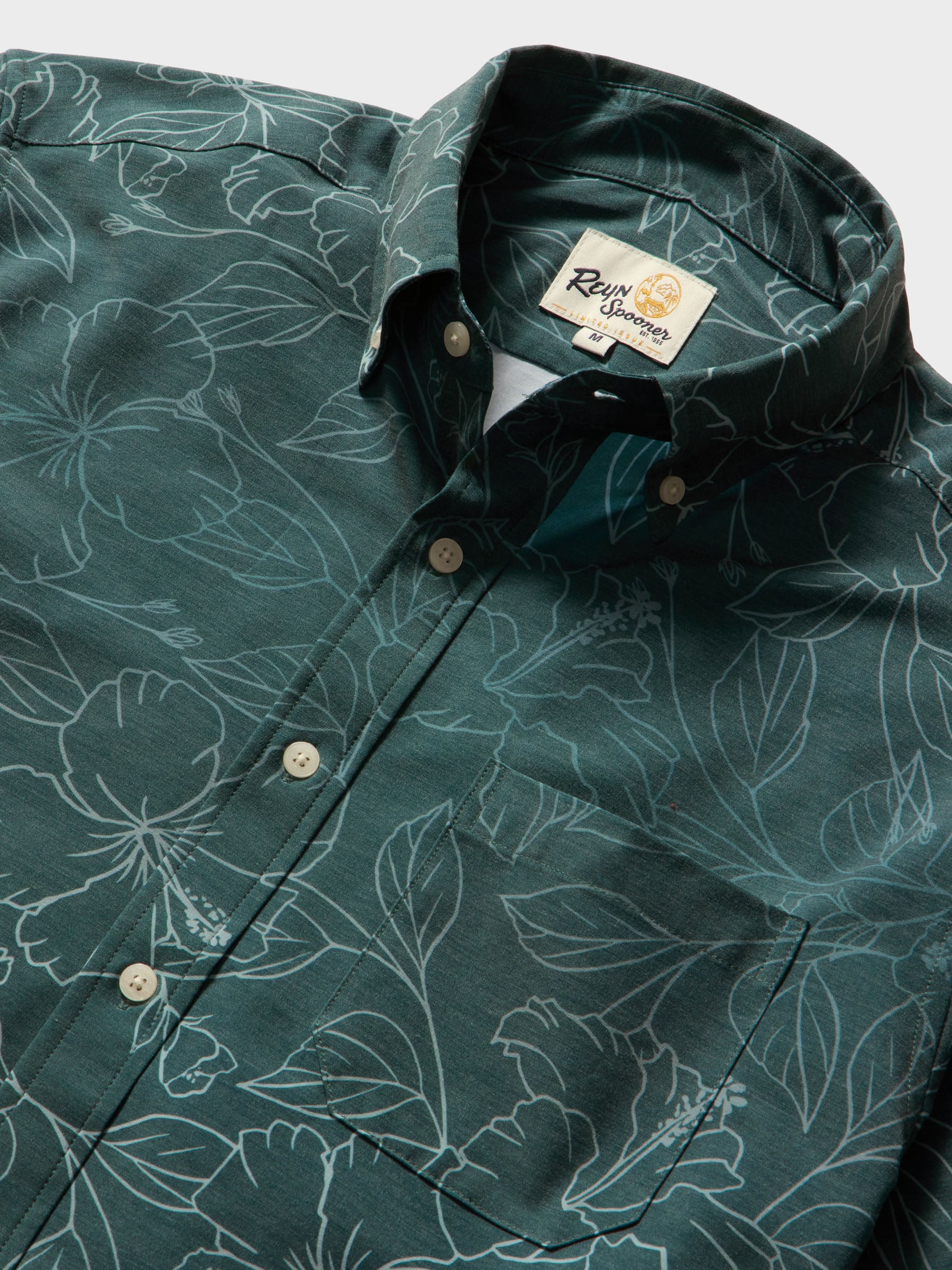 Reyn Spooner BIG BLOOMS PERFORMANCE ALOHA SHIRT in Bistro Green
