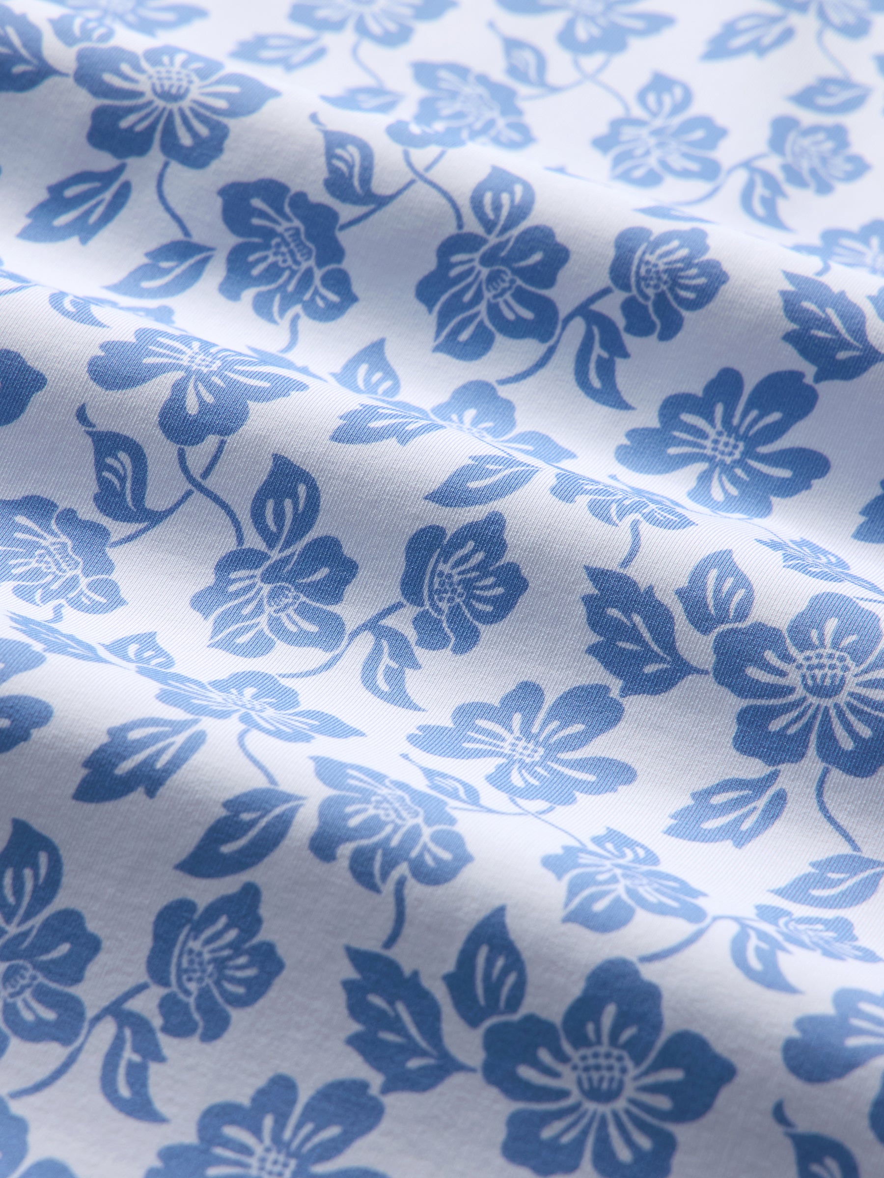 Reyn Spooner CAMELLIAS PERFORMANCE POLO in WHITE