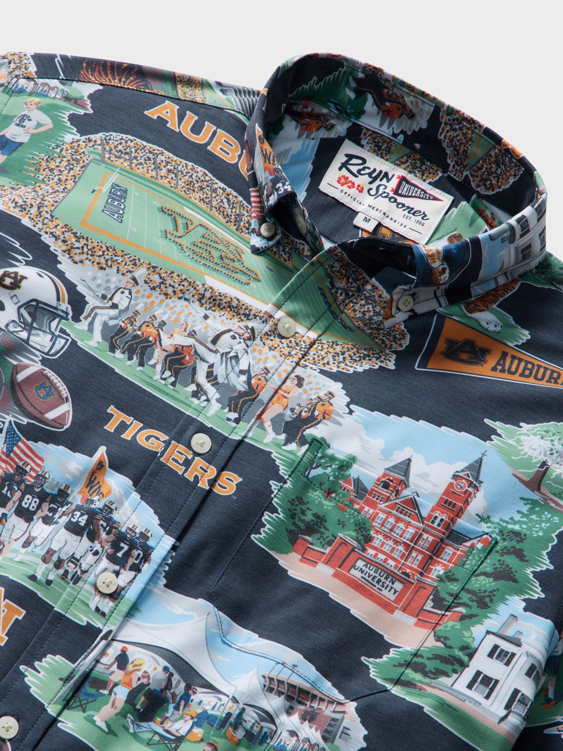 Reyn Spooner AUBURN UNIVERSITY SCENIC PERFORMANCE ALOHA SHIRT in NAVY