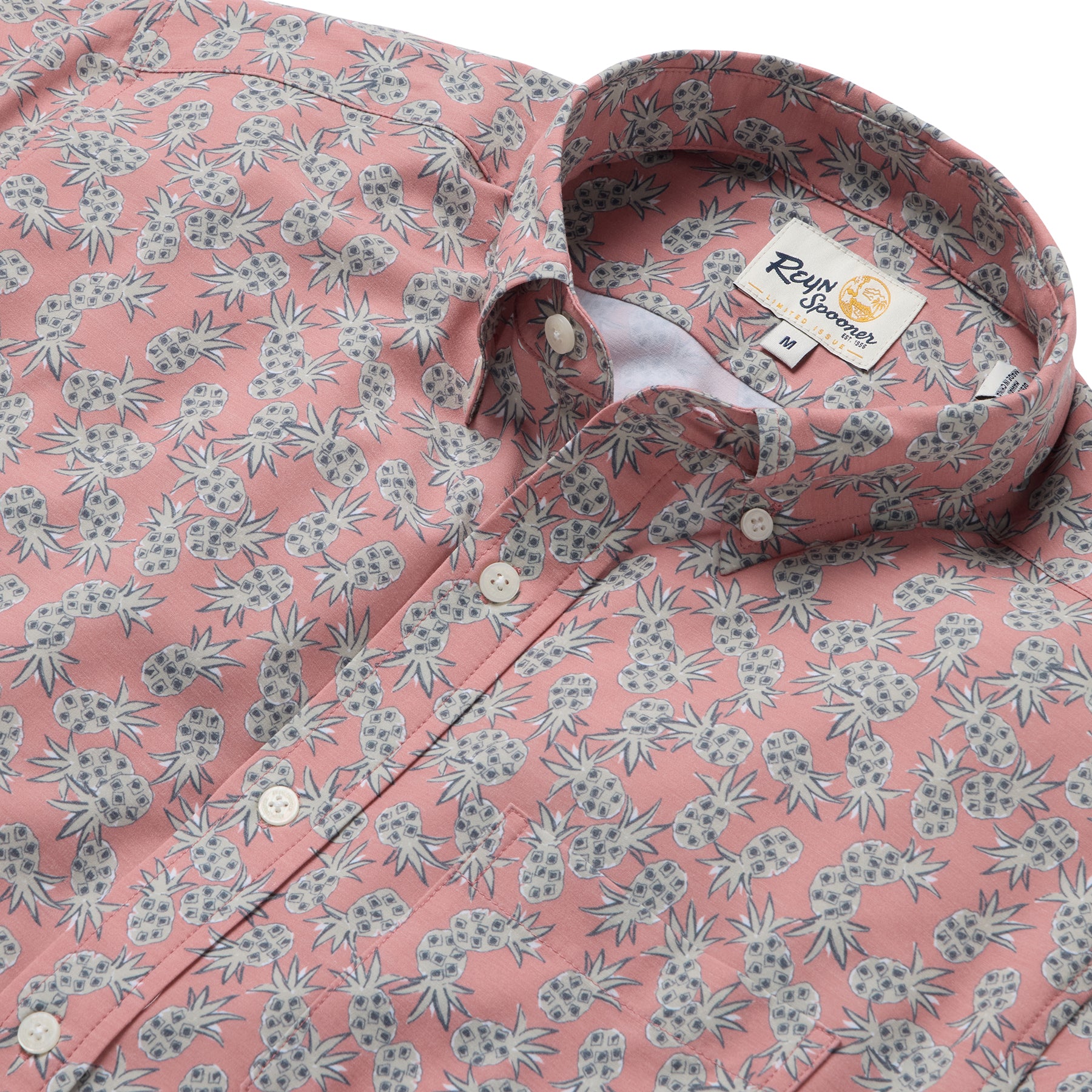 Reyn Spooner POLKA DOT PINEAPPLES PERFORMANCE ALOHA SHIRT in ROSE