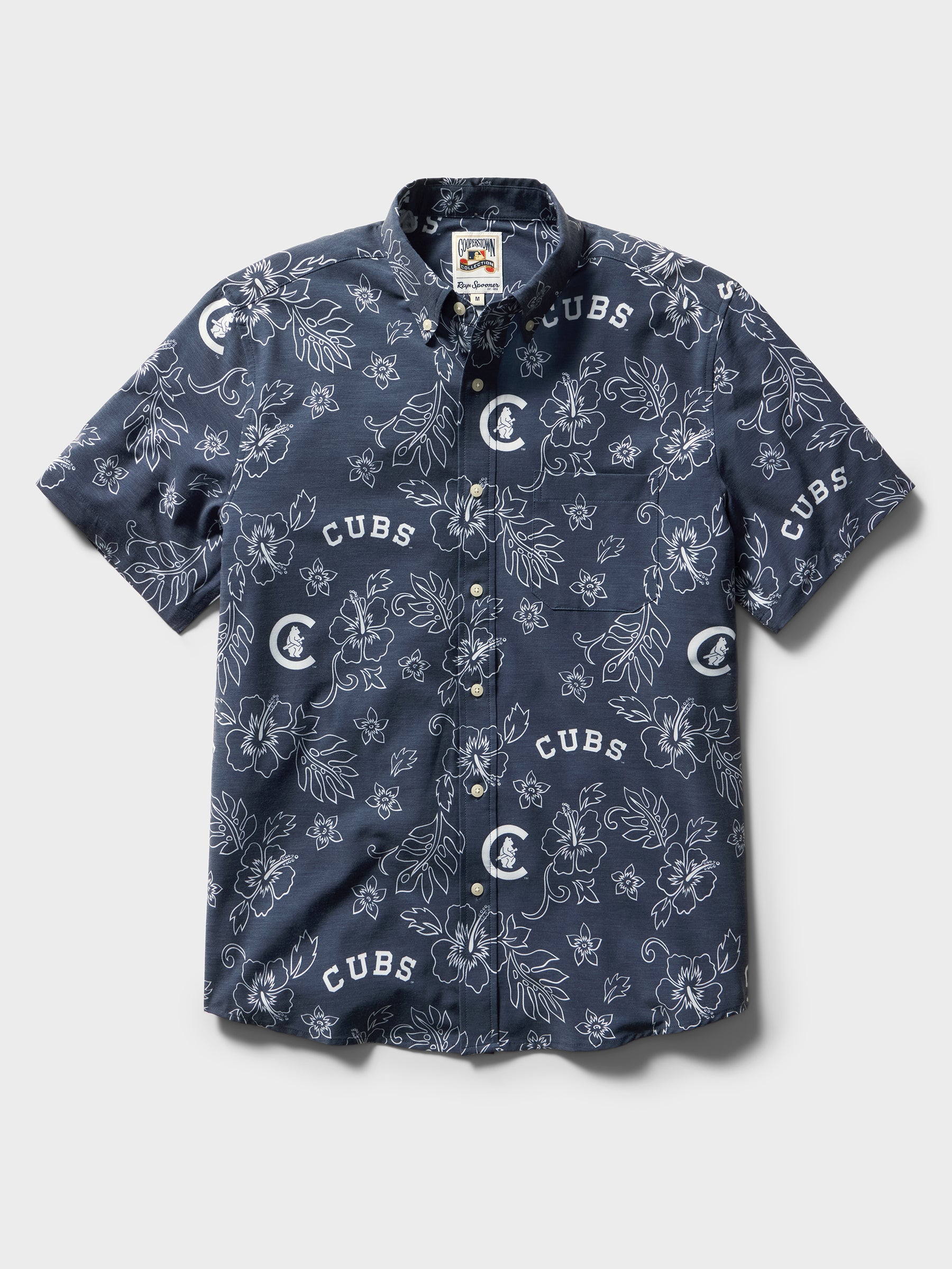 Reyn Spooner MLB® CHICAGO CUBS COOPERSTOWN PERFORMANCE ALOHA SHIRT in NAVY