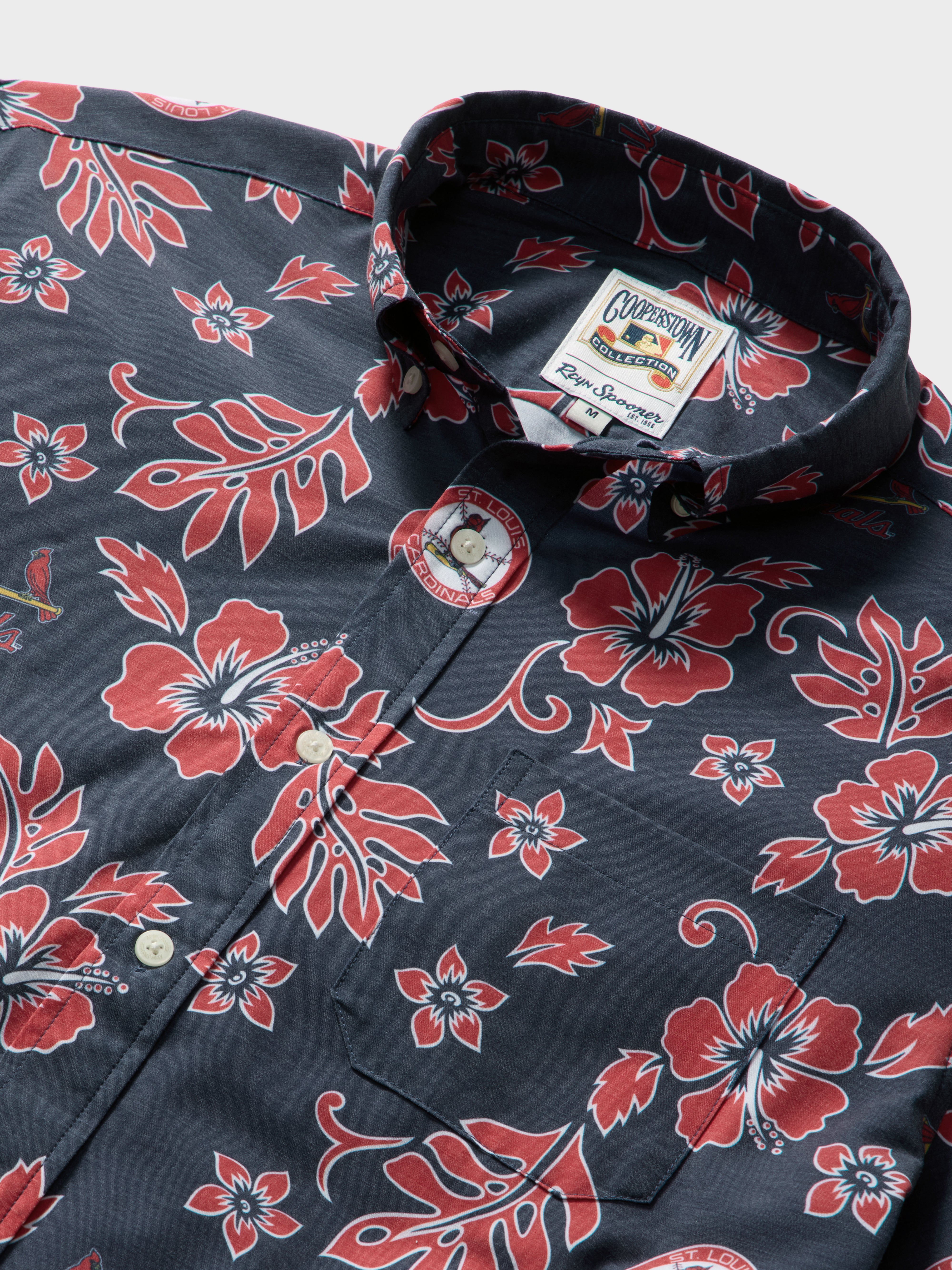 Reyn Spooner MLB® ST. LOUIS CARDINALS COOPERSTOWN PERFORMANCE ALOHA SHIRT in NAVY