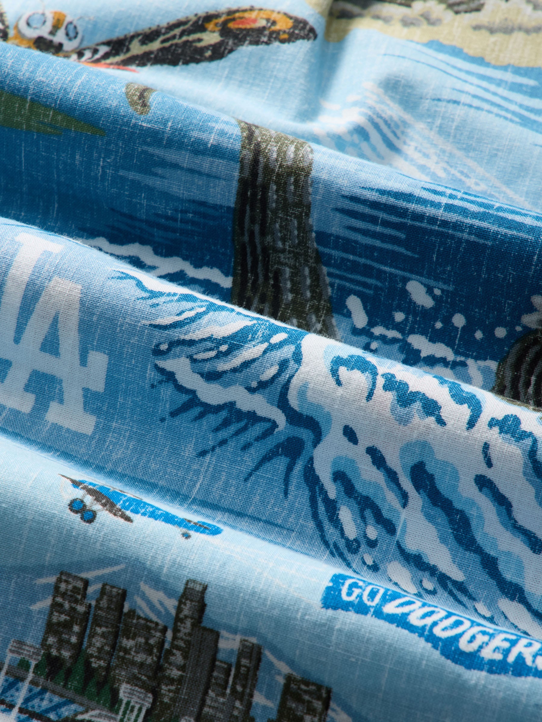 Reyn Spooner MLB® LOS ANGELES DODGERS GODZILLA ALOHA SHIRT in BLUE