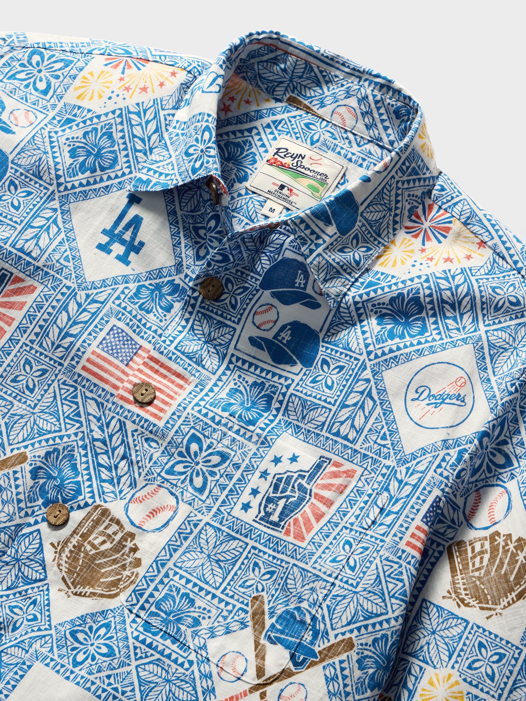 Reyn Spooner MLB® LOS ANGELES DODGERS AMERICA'S FAVORITE PASTIME ALOHA SHIRT in BLUE