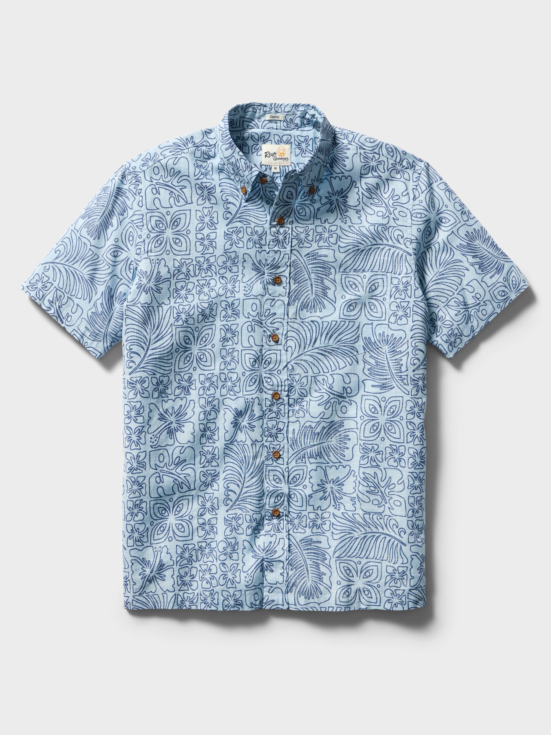 Reyn Spooner RETRO TAPA BUTTON FRONT in CHAMBRAY