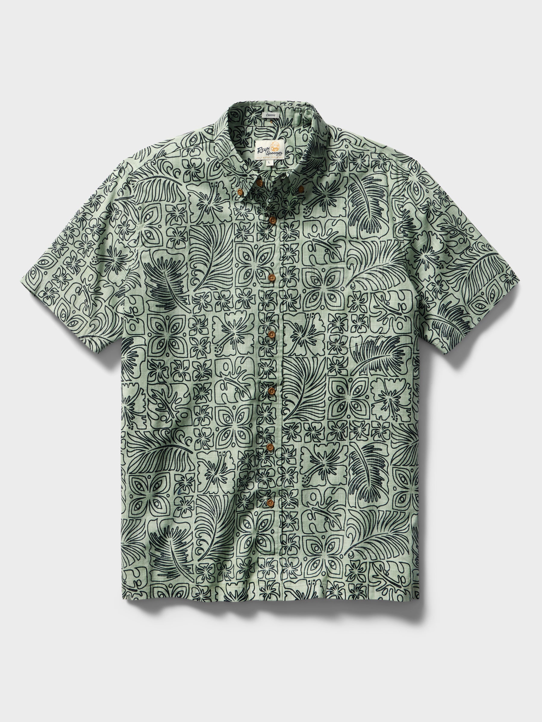Reyn Spooner RETRO TAPA BUTTON FRONT in GREEN