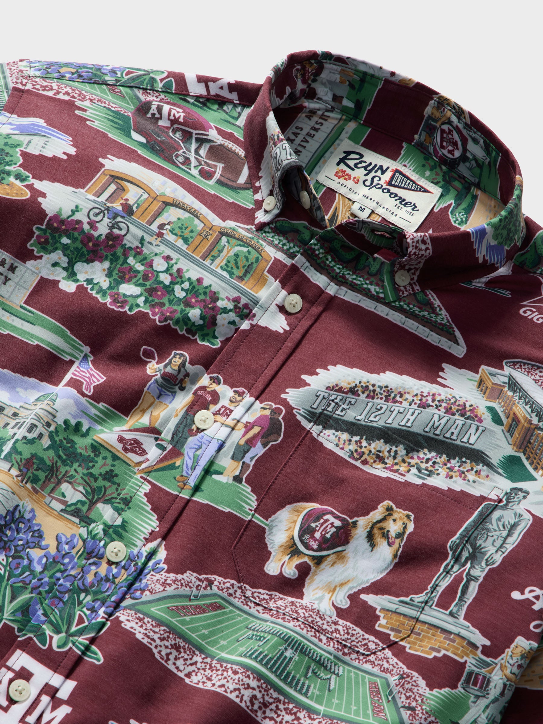 Reyn Spooner TEXAS A&M UNIVERSITY SCENIC PERFORMANCE ALOHA SHIRT in MAROON