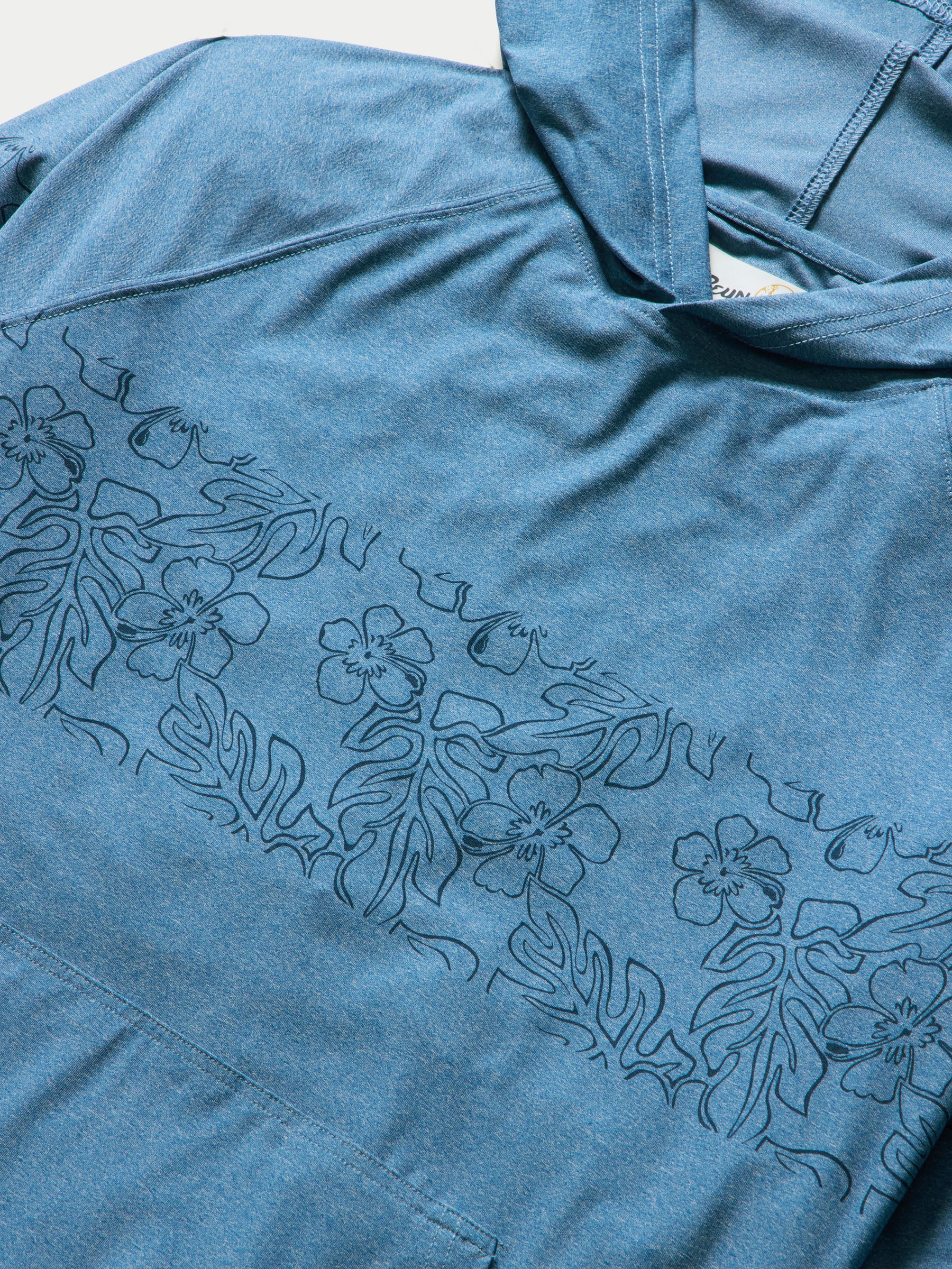 Reyn Spooner MONSTERA INK PERFORMANCE HOODIE in MID BLUE