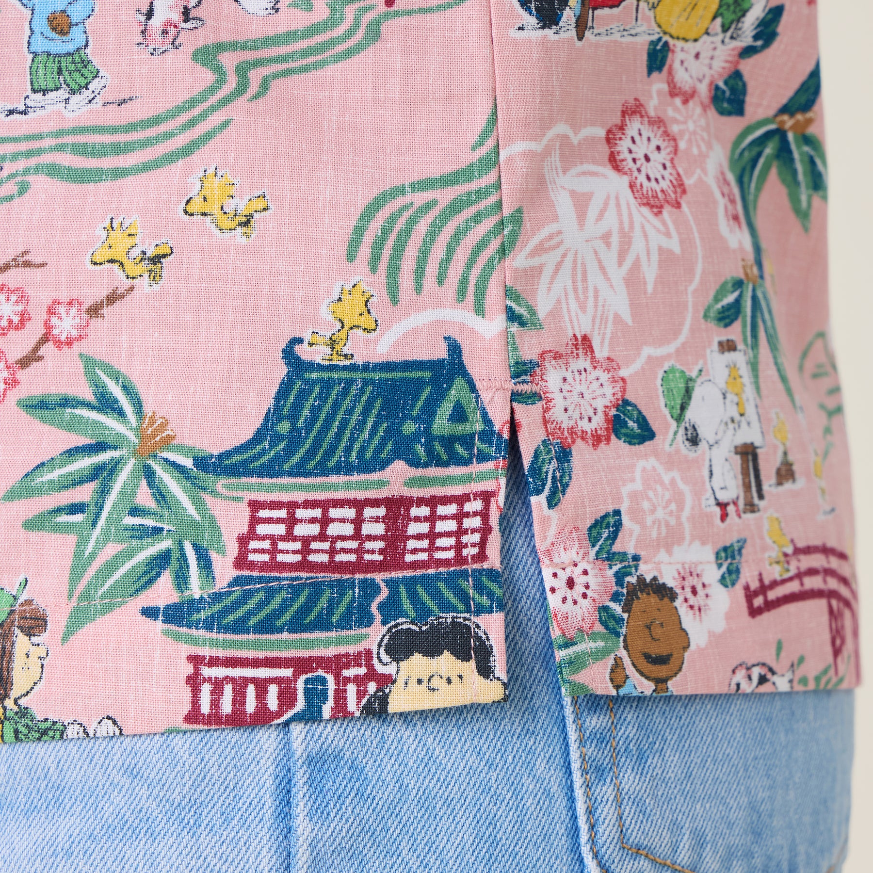 Reyn Spooner PEANUTS IN JAPAN ABBY TOP in PINK