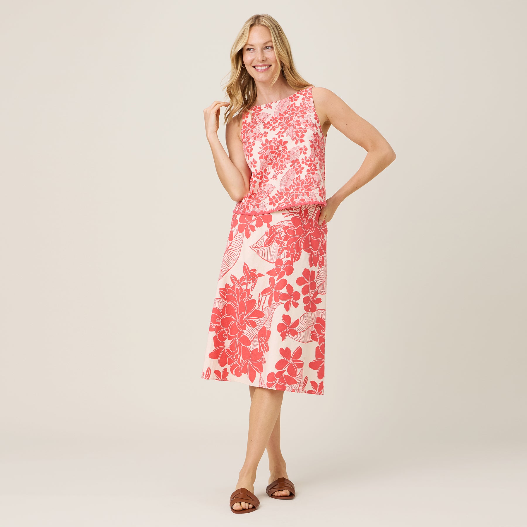 Reyn Spooner PLAYFUL PLUMERIA MELANIE SKIRT in SAND