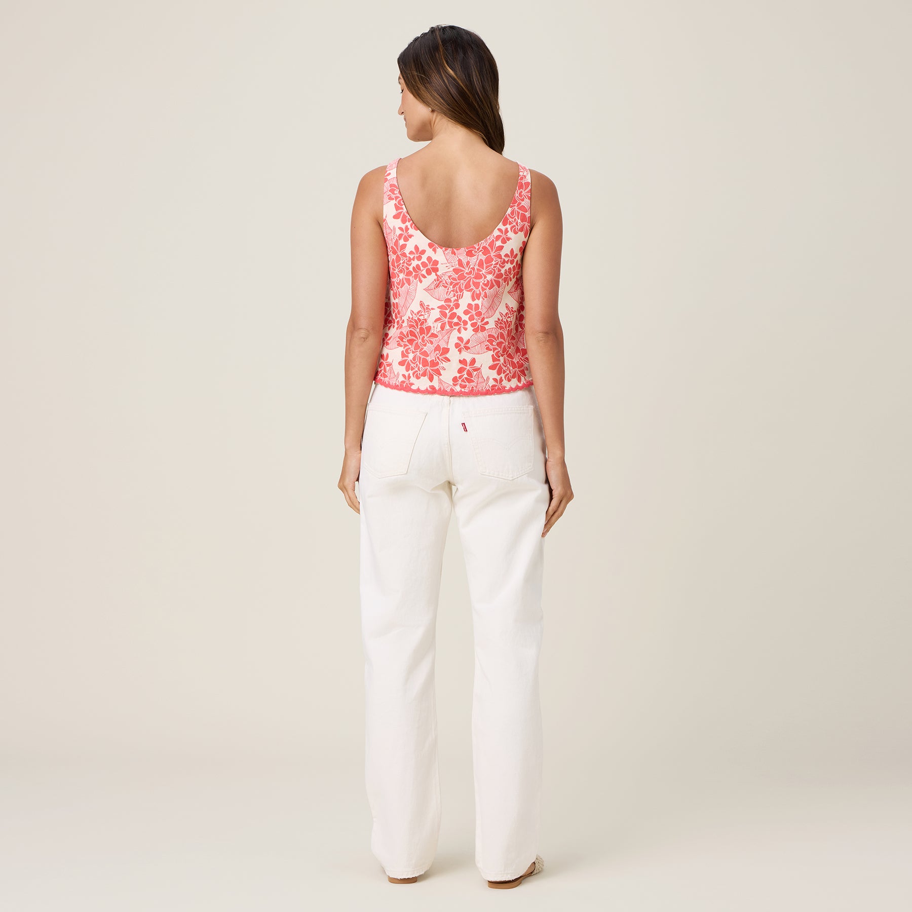 Reyn Spooner PLAYFUL PLUMERIA GEORGIA TANK in SAND