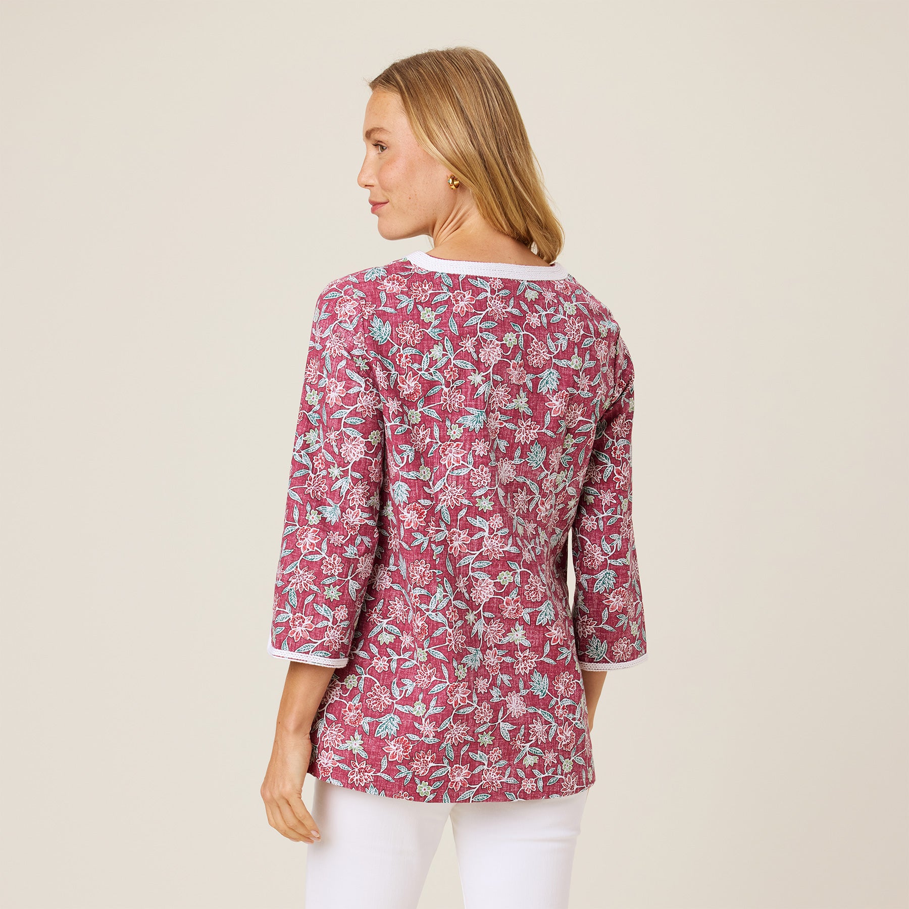 Reyn Spooner SENTOSA JOANIE TOP in CRANBERRY