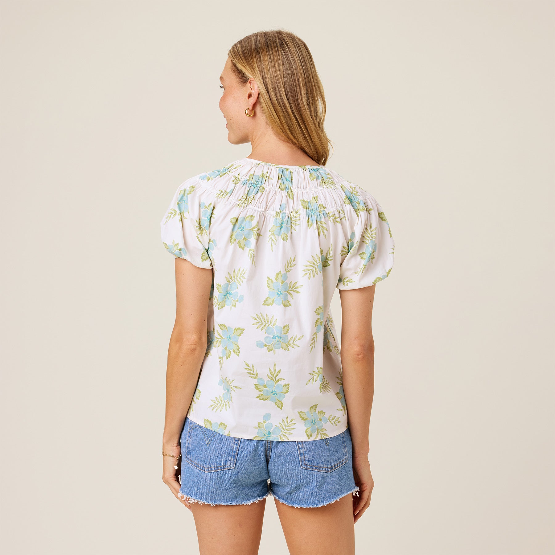 Reyn Spooner SOFT BISCUS CLARA TOP in WHITE