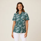 Reyn Spooner WOMEN'S UNIVERSITY OF HAWAI'I GAME DAY PERFORMANCE BUTTON FRONT in GREEN