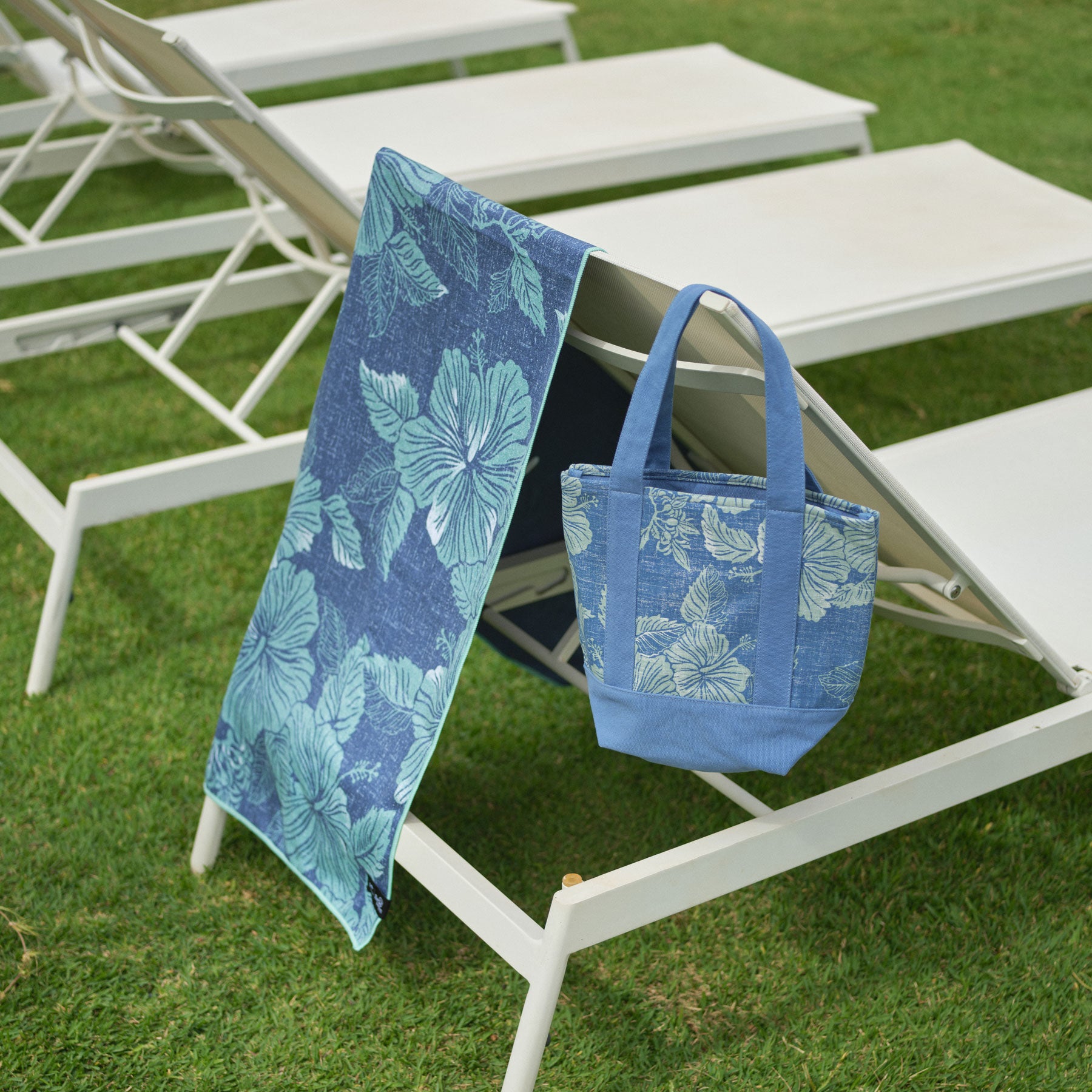ALOHA BISCUS MINI TOTE BAG | Reyn Spooner