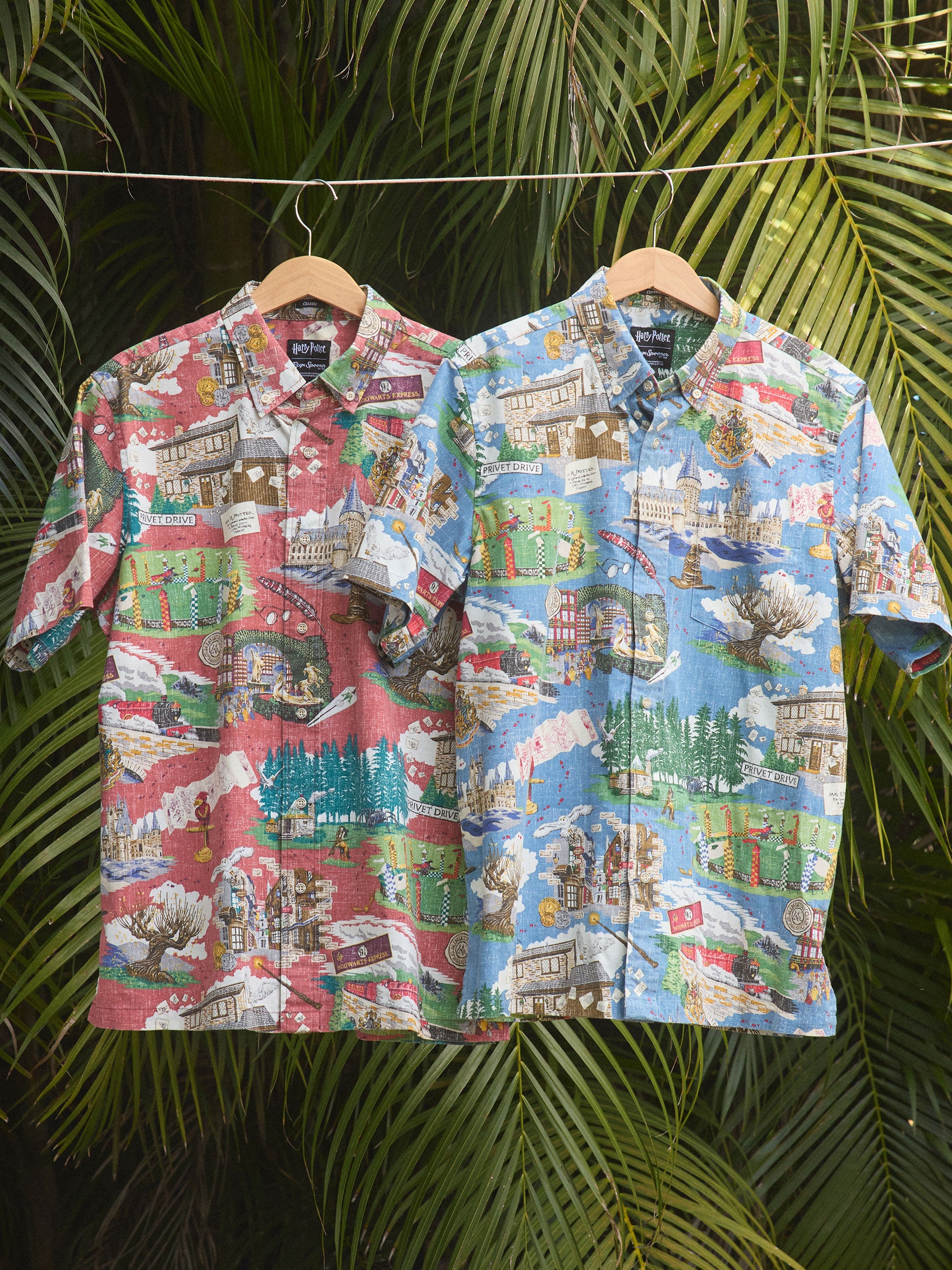HARRY POTTER: HOGWARTS MAGICAL JOURNEY MEN'S SHIRT | Reyn Spooner