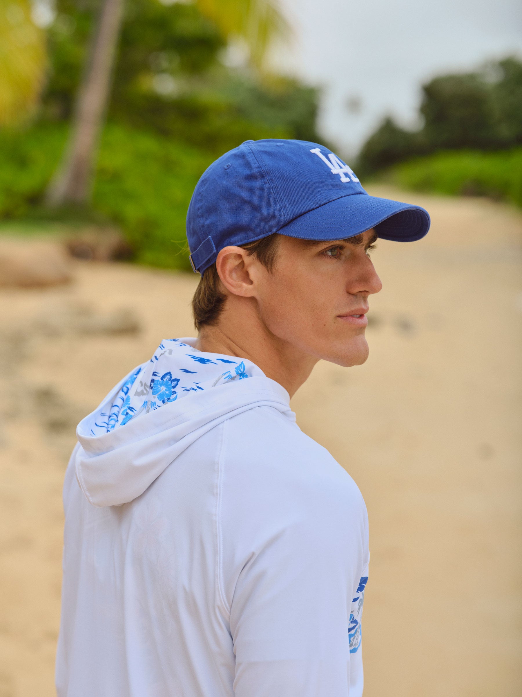 LOS ANGELES DODGERS MEN'S PERFORMANCE HOODIE | Reyn Spooner