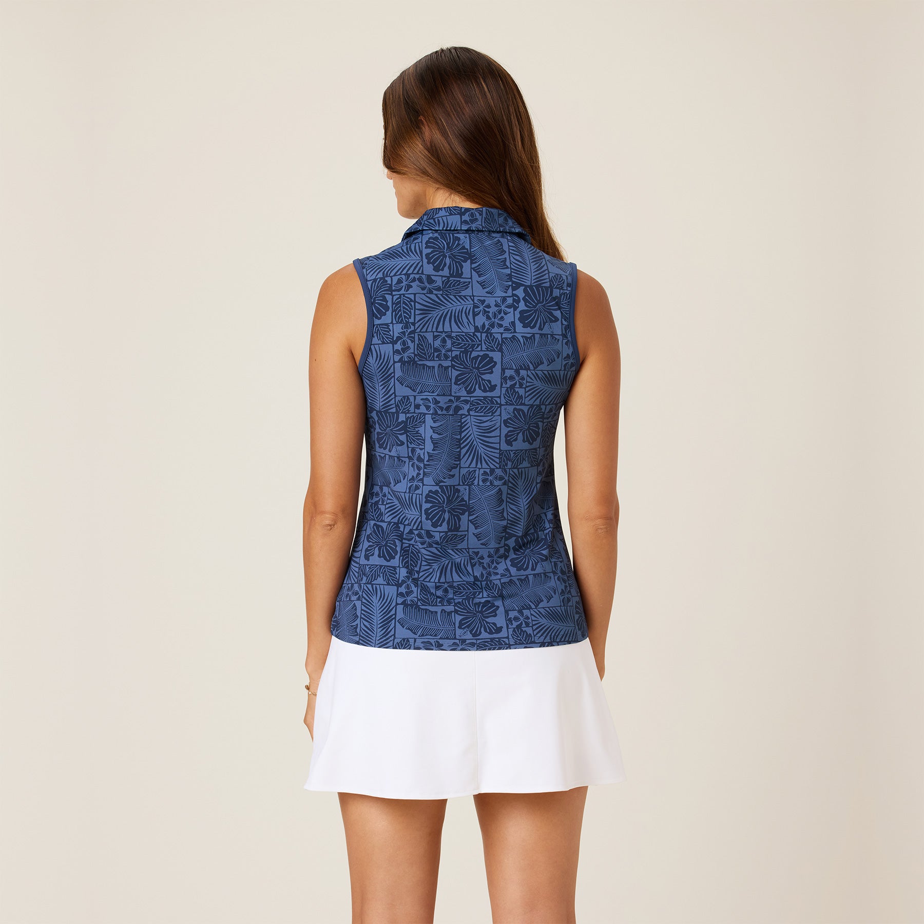 Reyn Spooner FLORAL FRAMES IVY PERFORMANCE TOP in NAVY