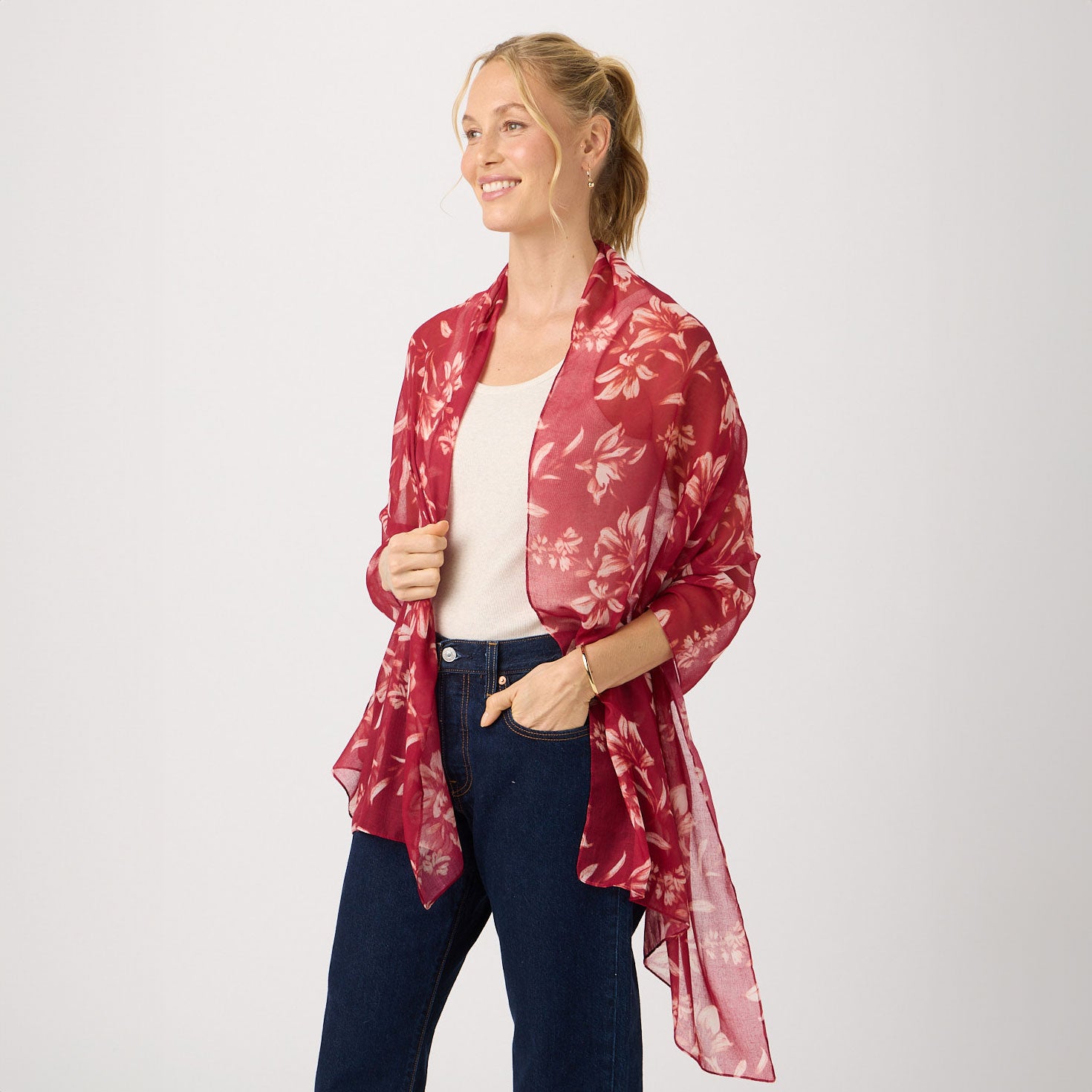 Reyn Spooner GILD THE LILY SCARF in EMBOLDENED