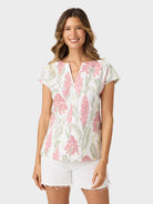Reyn Spooner GINGER BURST PIPER TOP in WHITE