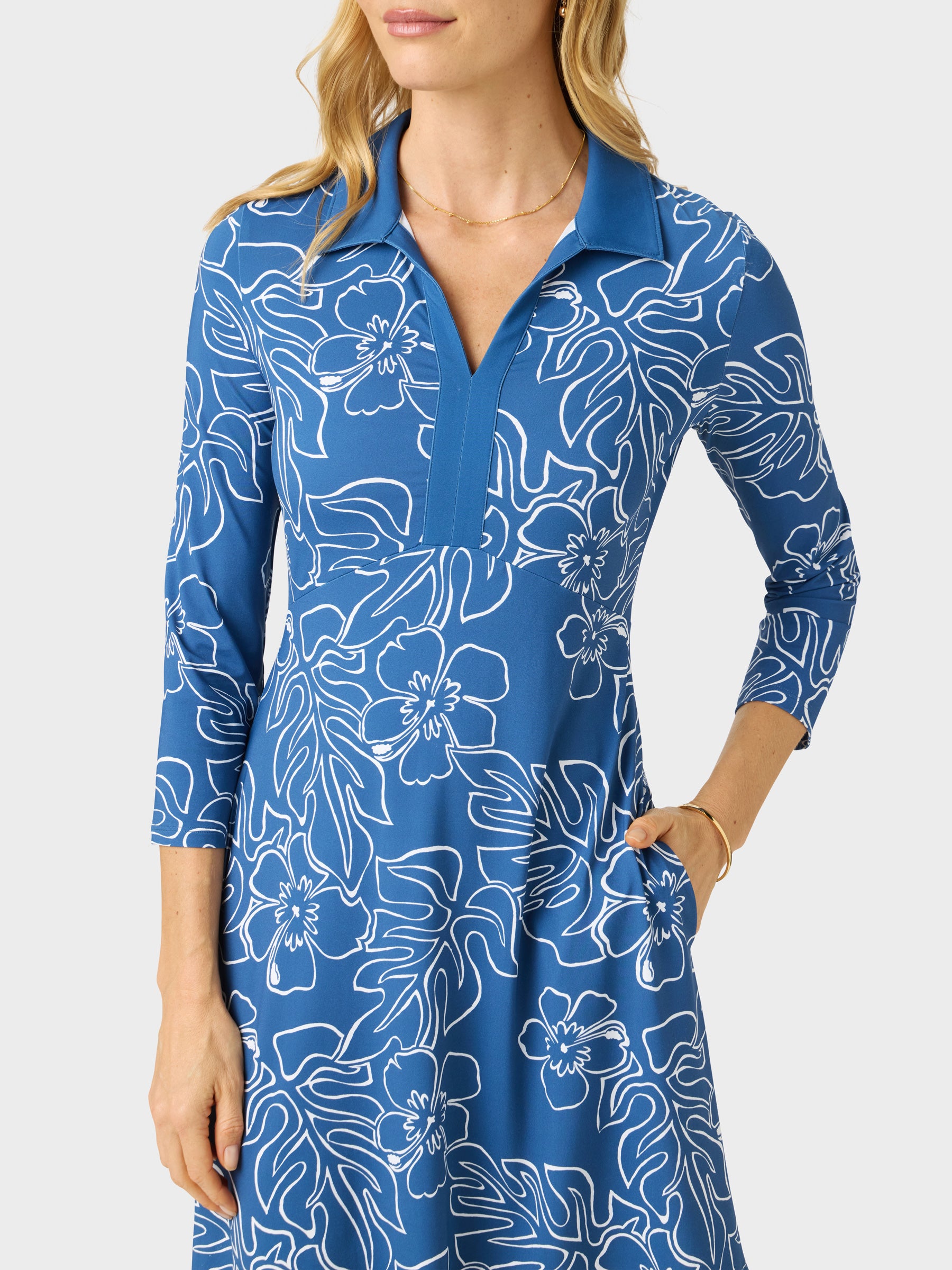 Reyn Spooner HIBISCUS MONSTERA LOLA PERFORMANCE DRESS in INSIGNIA BLUE