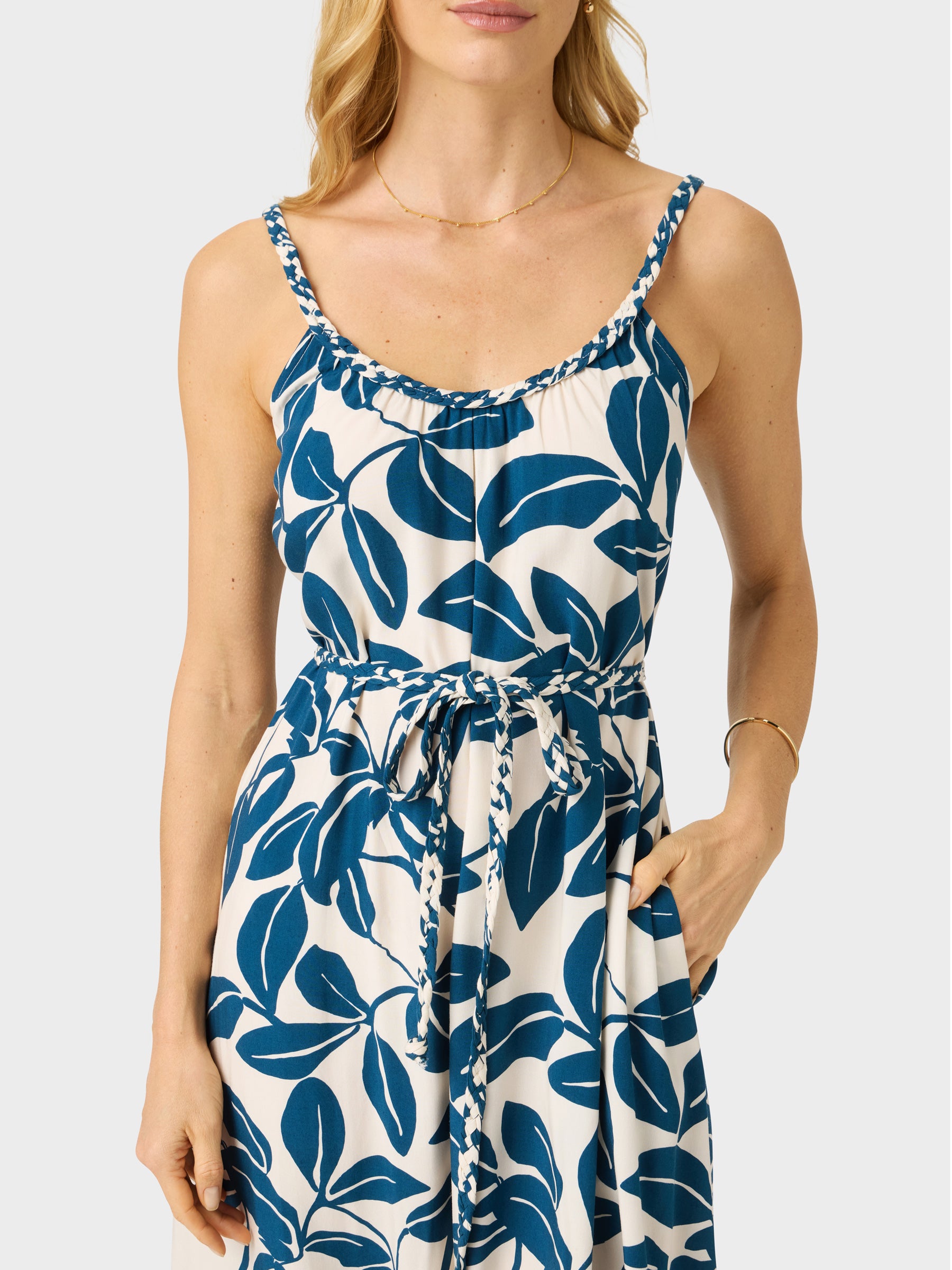 Reyn Spooner LUSH LEAVES BLAIR DRESS in OFF WHITE