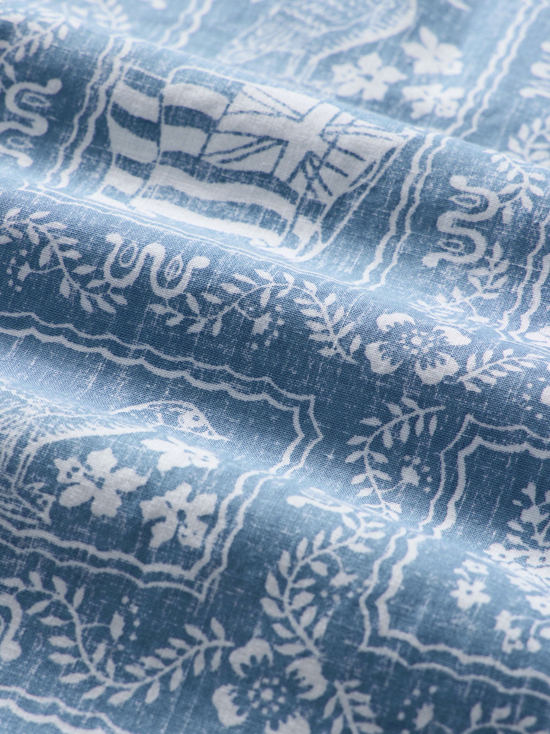 Reyn Spooner LAHAINA SAILOR BUTTON FRONT in DENIM