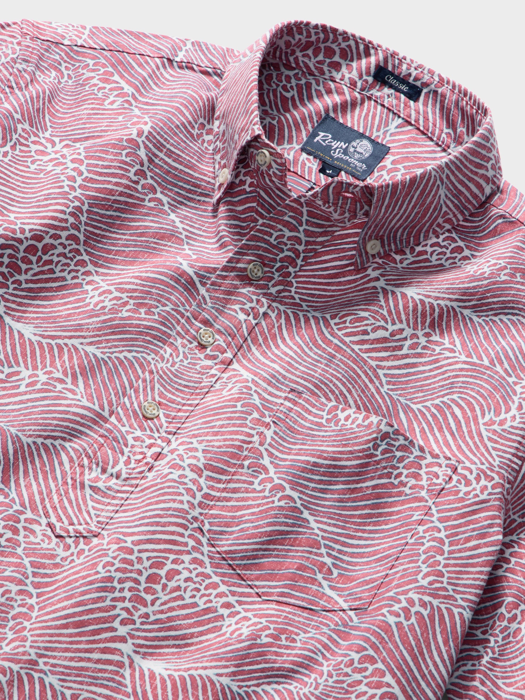 Reyn Spooner MOLOKAI CHANNEL PULLOVER in VINTAGE RED