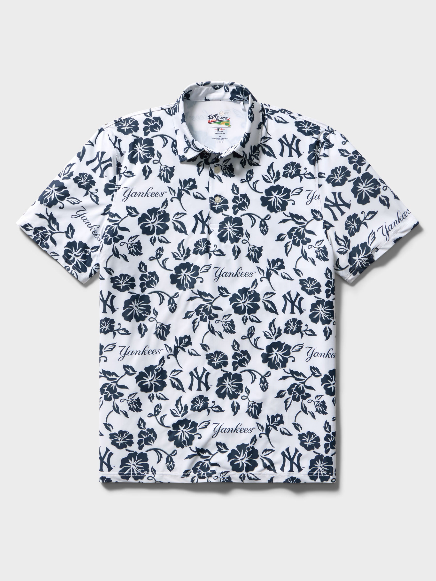 Reyn Spooner MLB® NEW YORK YANKEES GAME DAY PERFORMANCE POLO in WHITE