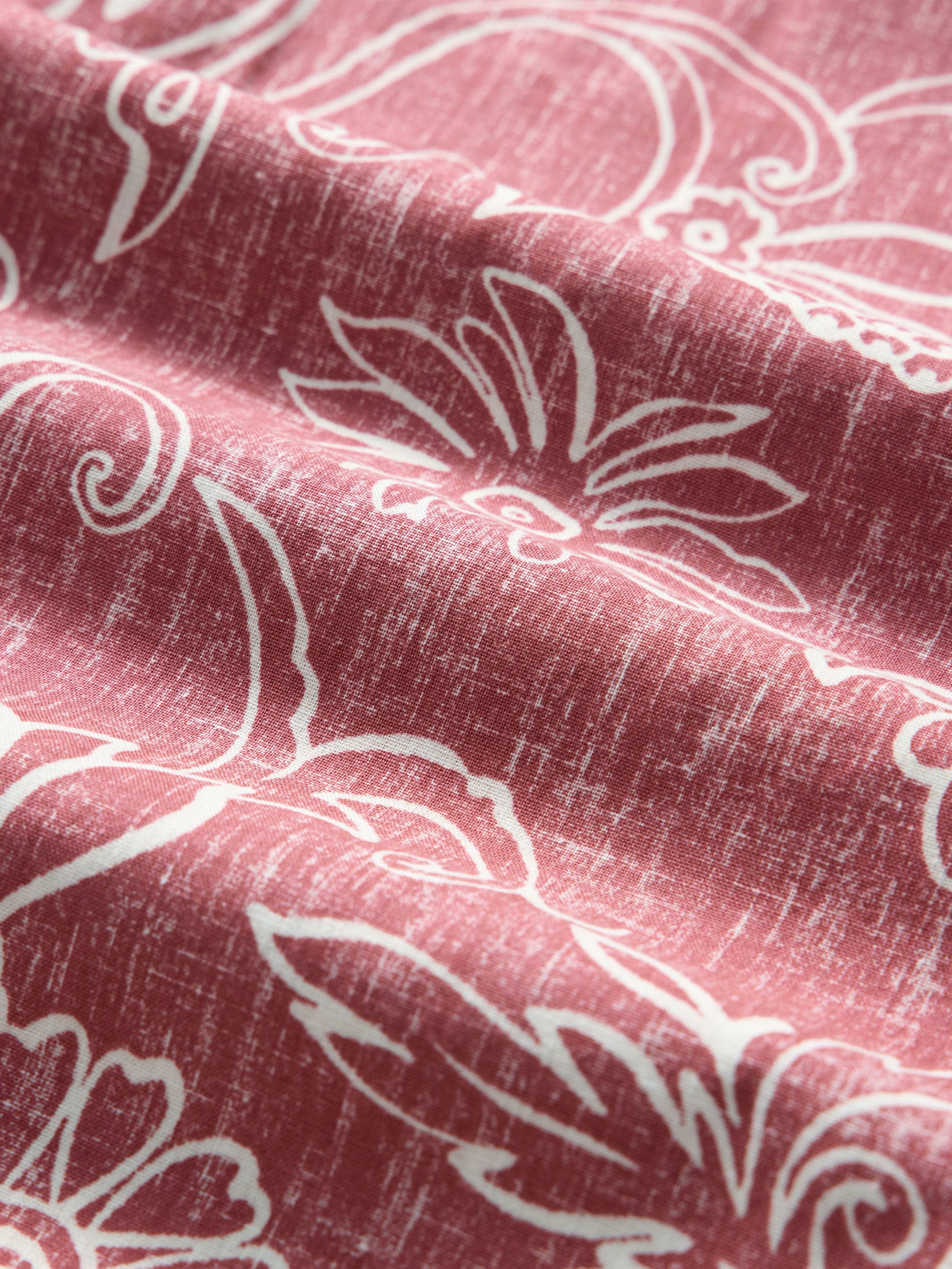 Reyn Spooner HAWAIIAN GARDENIAS BUTTON FRONT in FADED GINGER