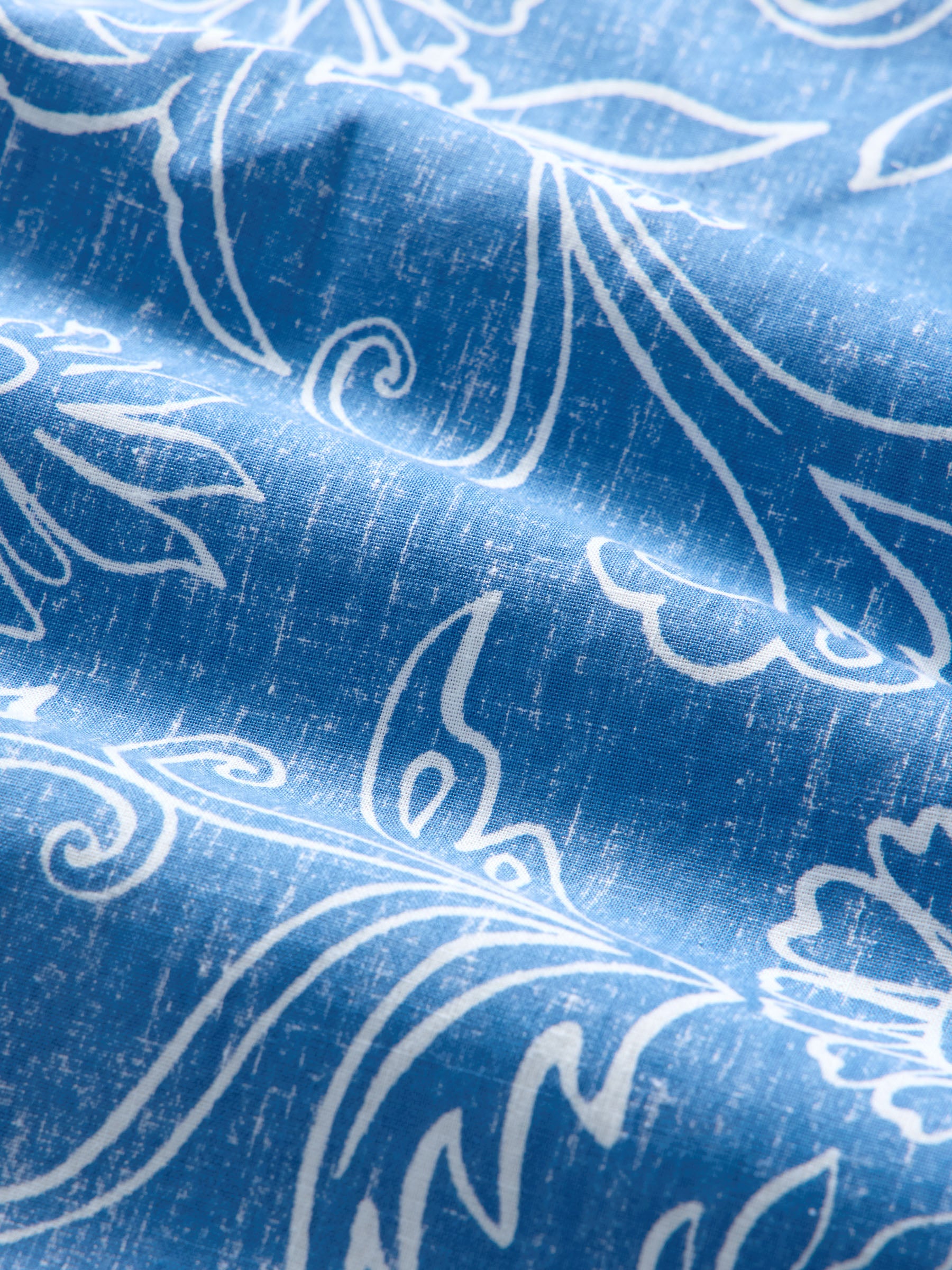 Reyn Spooner HAWAIIAN GARDENIAS BUTTON FRONT in HORIZON BLUE