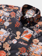 Reyn Spooner MLB® SAN FRANCISCO GIANTS DÍA DE LOS MUERTOS PERFORMANCE ALOHA SHIRT in BLACK