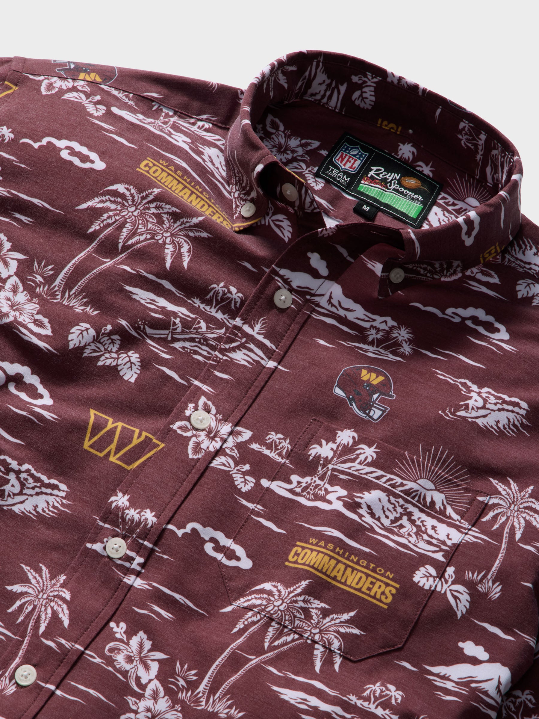 Reyn Spooner WASHINGTON COMMANDERS GAME DAY PERFORMANCE ALOHA SHIRT in BURGUNDY