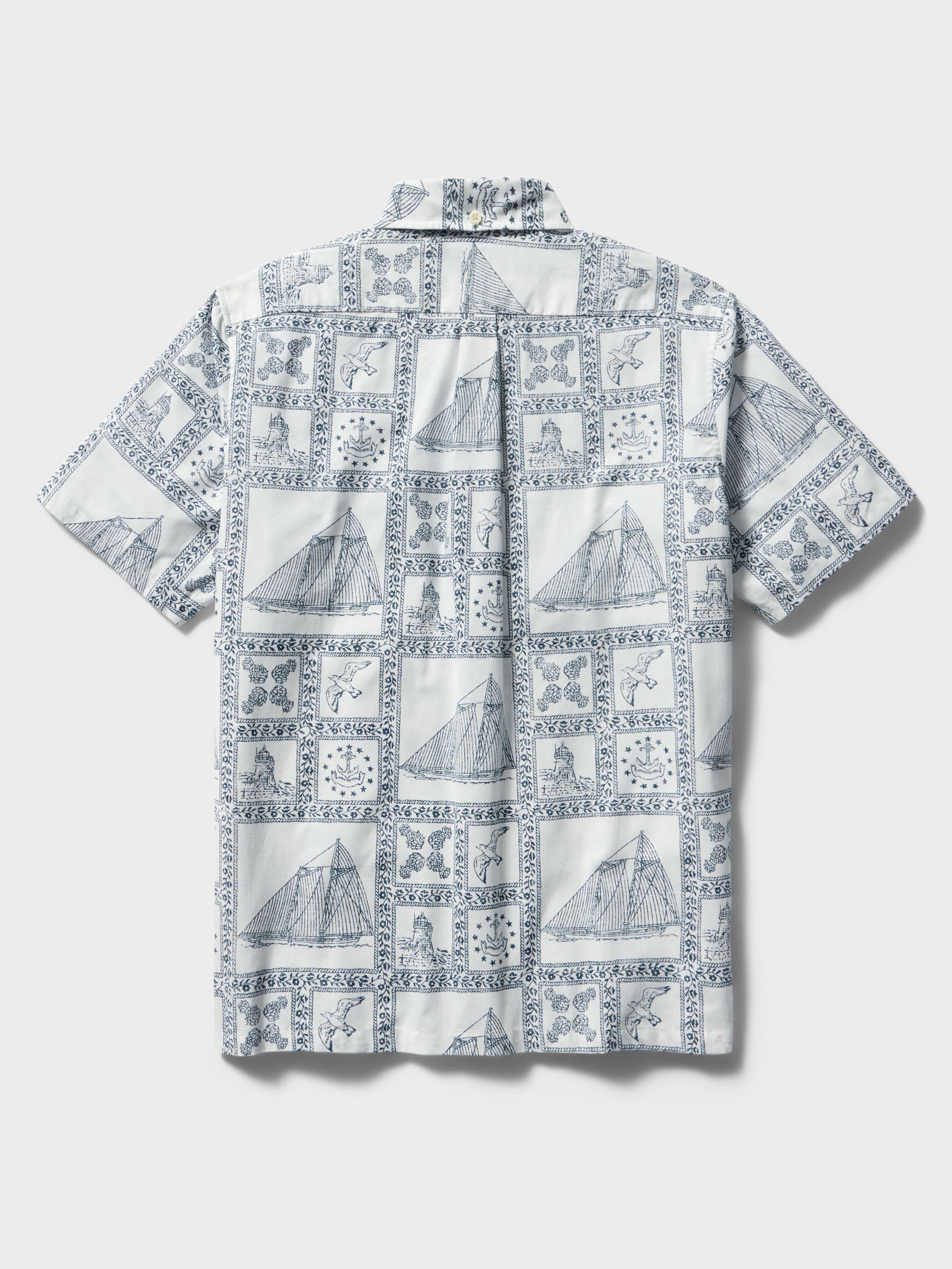 Reyn Spooner NEWPORT SAILOR BUTTON FRONT in WHITE