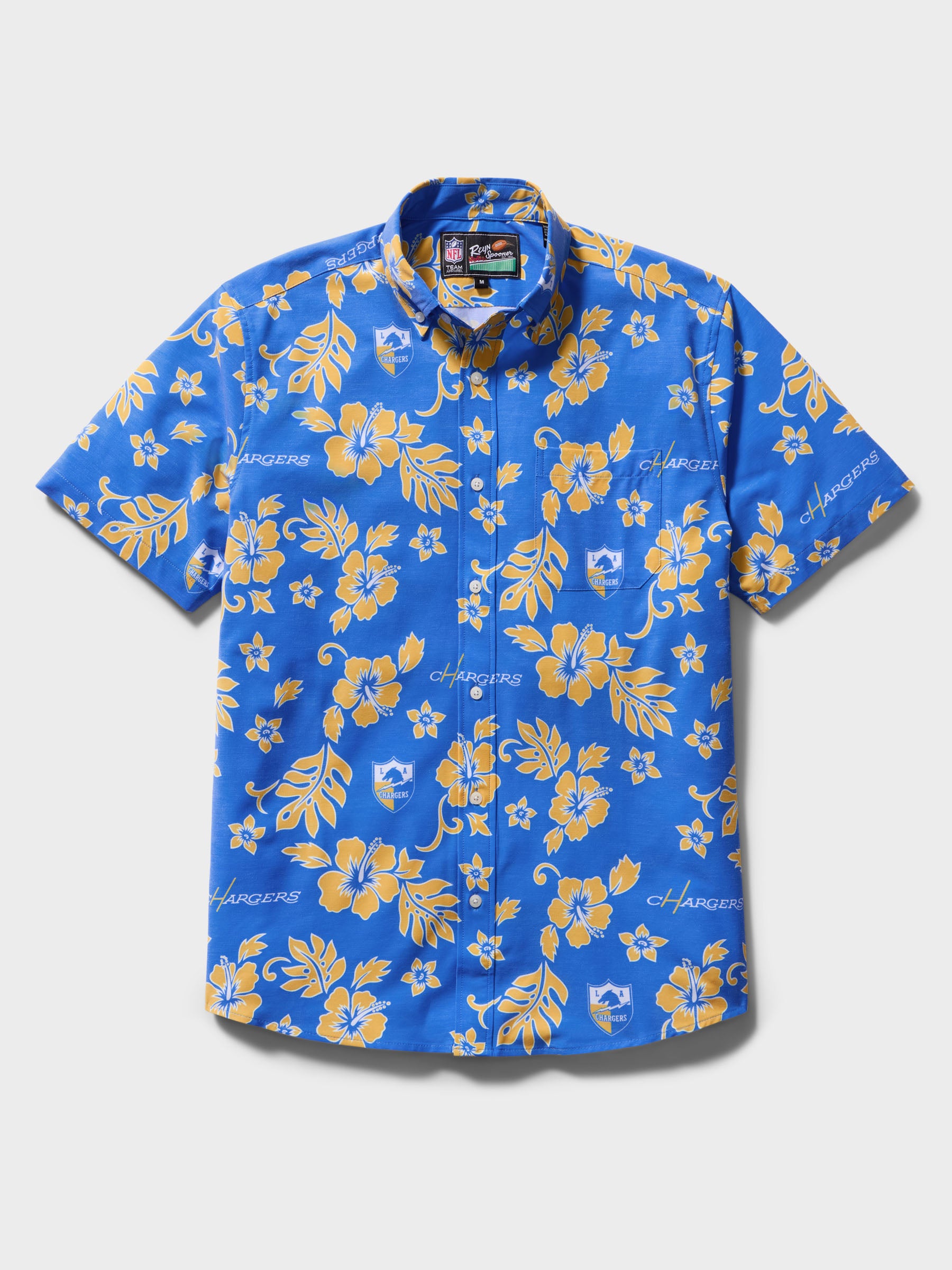 Reyn Spooner LOS ANGELES CHARGERS THROWBACK PERFORMANCE ALOHA SHIRT in POWDER BLUE