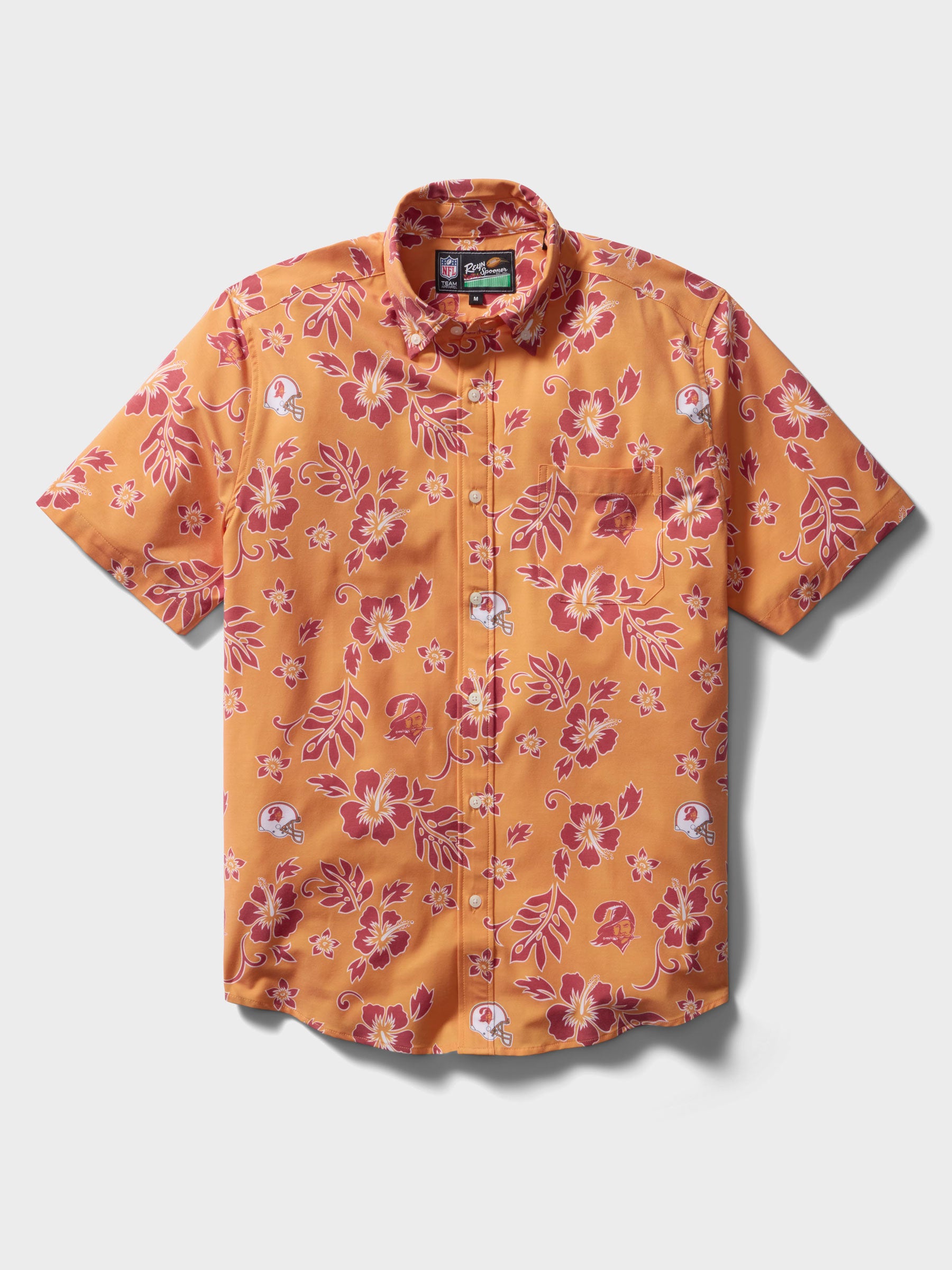 Reyn Spooner TAMPA BAY BUCCANEERS THROWBACK PERFORMANCE ALOHA SHIRT in ORANGE