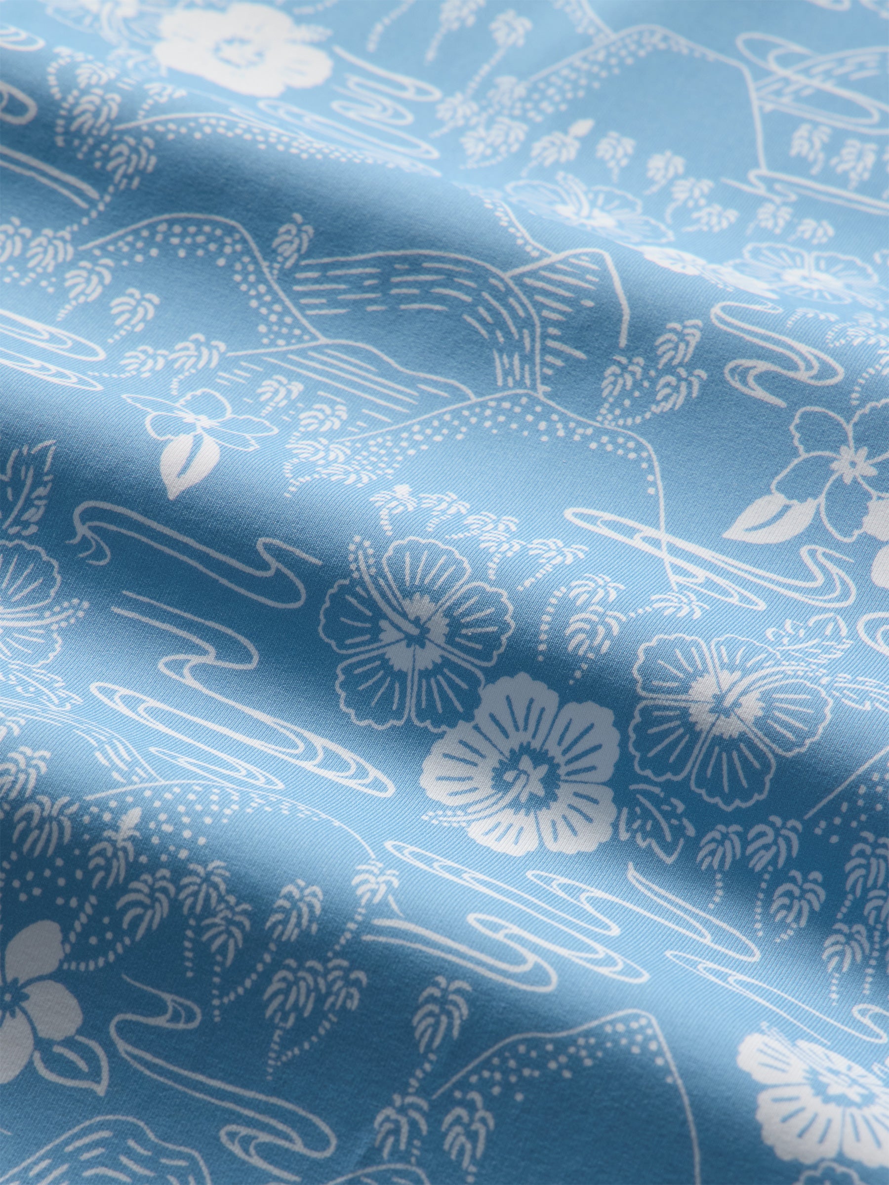 Reyn Spooner SAKURA FIELDS PERFORMANCE POLO in ALLURE BLUE