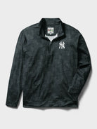 Reyn Spooner MLB® NEW YORK YANKEES QUARTER ZIP in SOUTH PACIFIC TAPA - BLACK