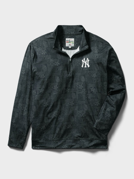 MLB® NEW YORK YANKEES MEN'S QUARTER ZIP | Reyn Spooner