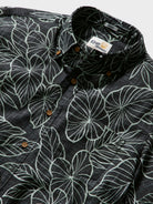 Reyn Spooner KALO LEAF BUTTON FRONT in CHARCOAL