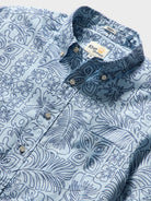 Reyn Spooner RETRO TAPA BUTTON FRONT in CHAMBRAY
