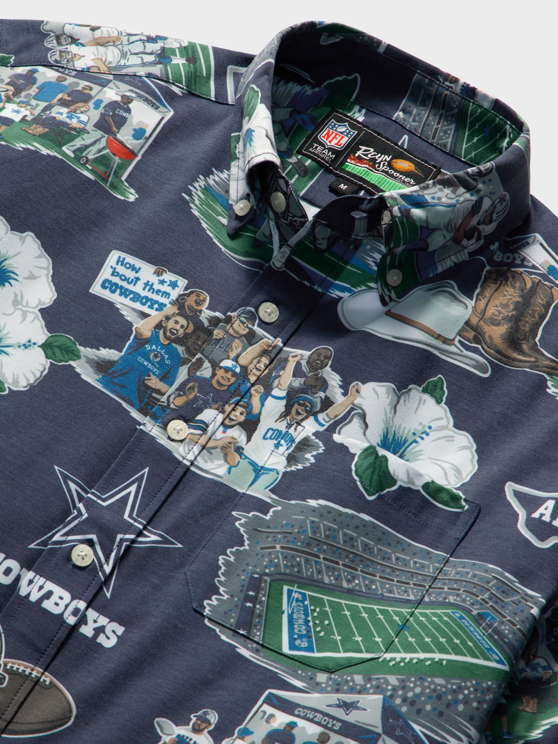 Reyn Spooner DALLAS COWBOYS SCENIC PERFORMANCE ALOHA SHIRT in NAVY